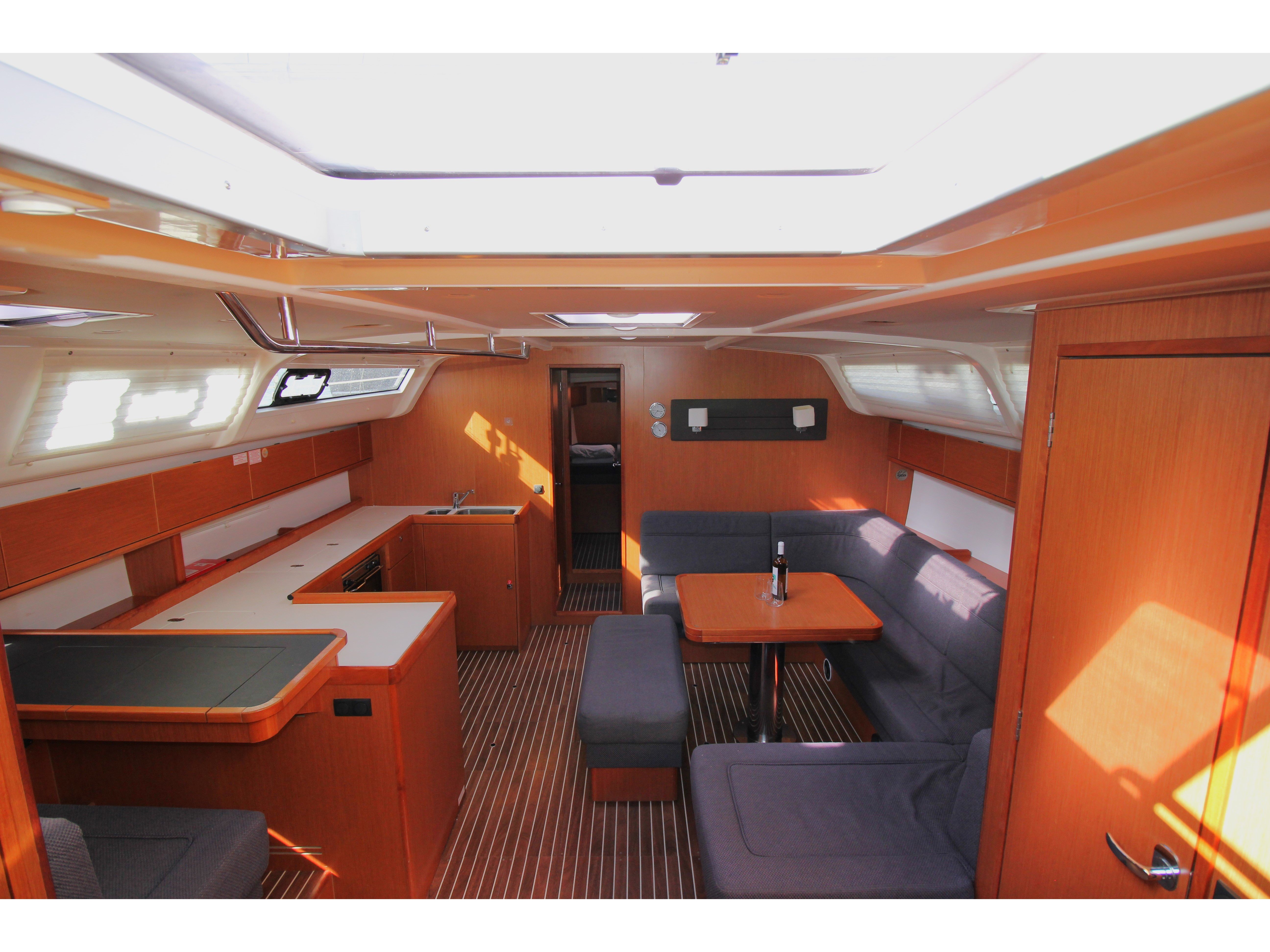 Sea Wonder I - Sailboat in Alimos