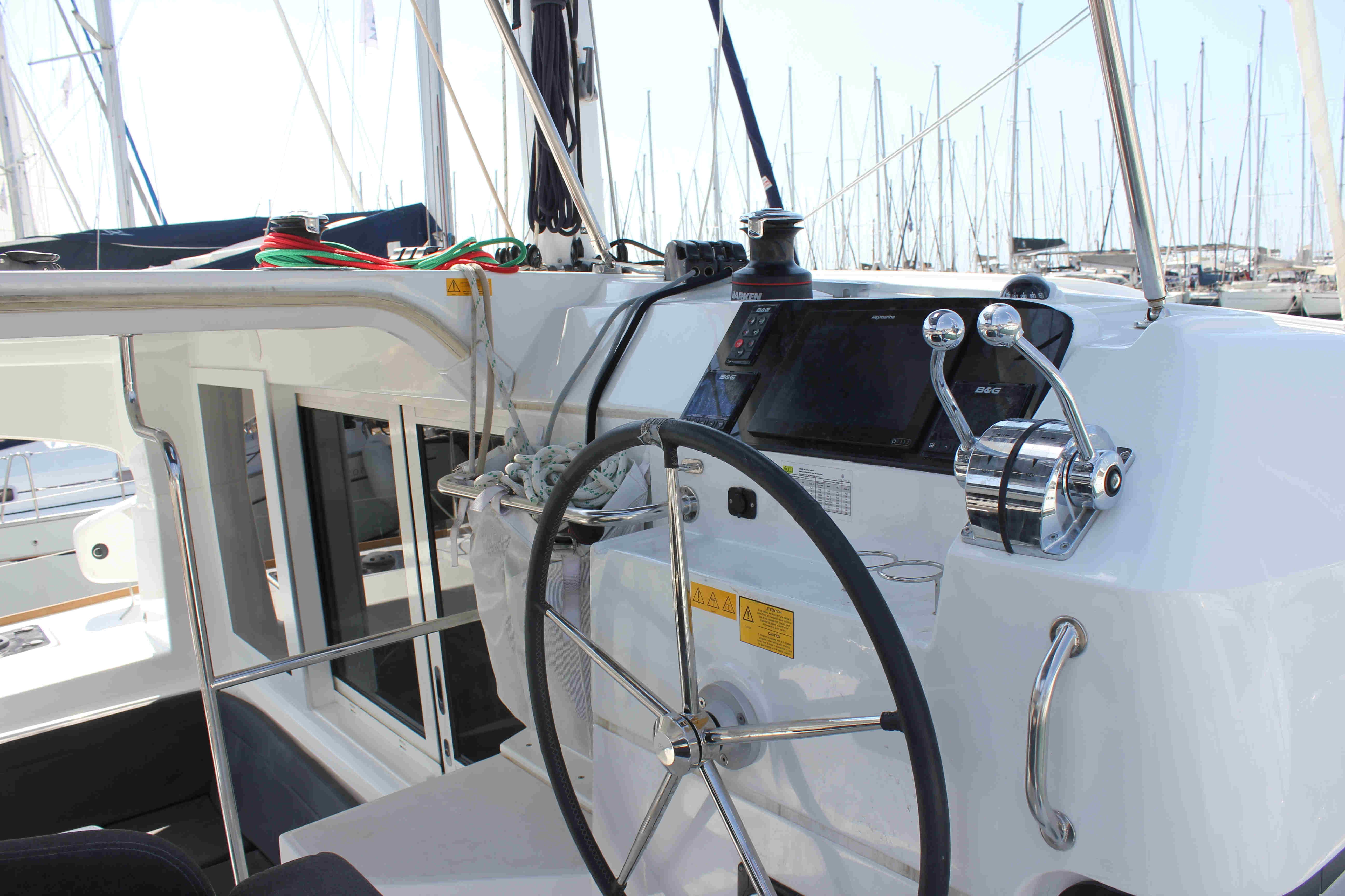 Georgios - Catamaran in Alimos