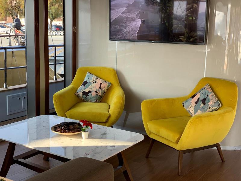 BRISE - Catamaran in Torba