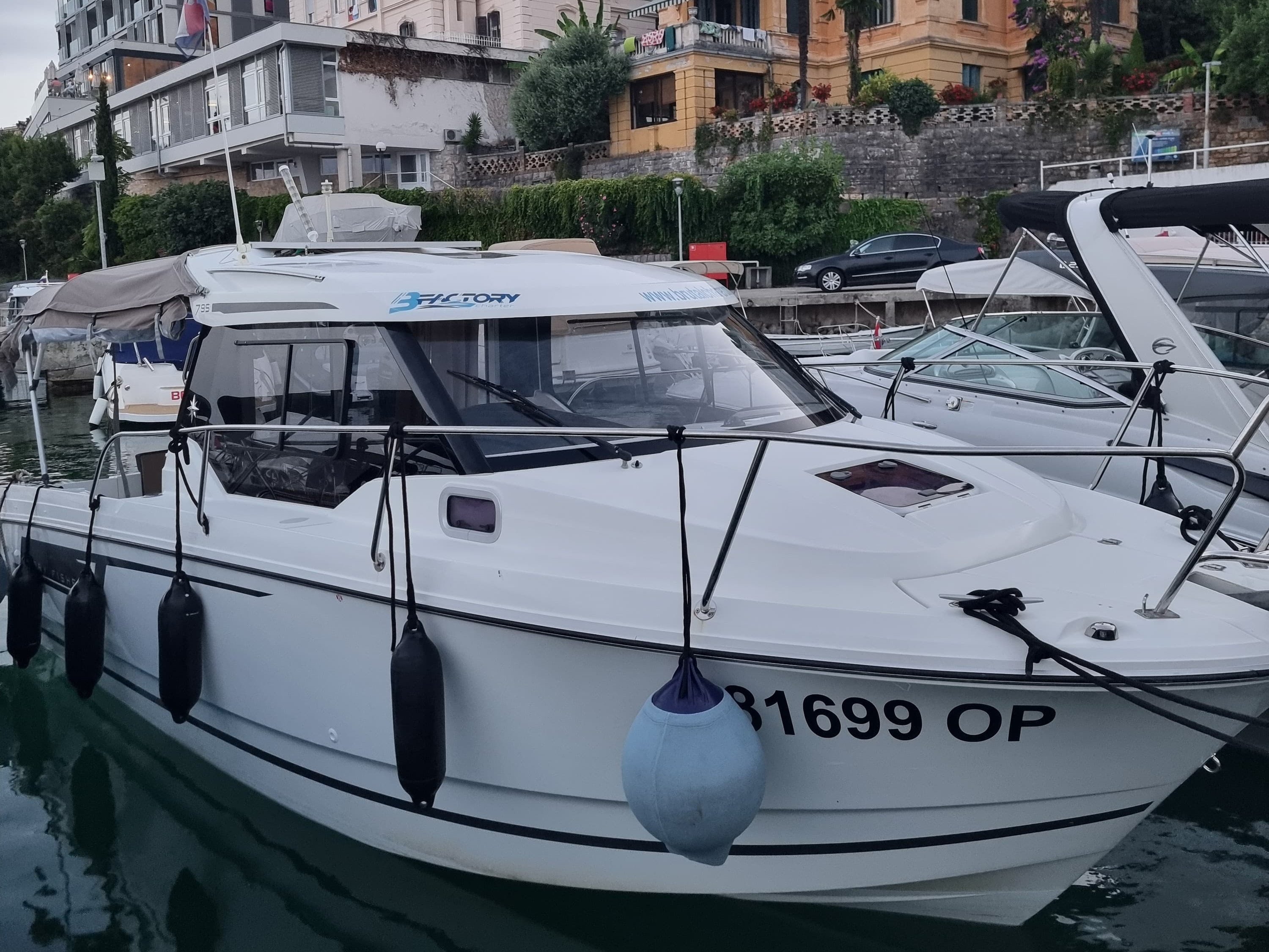 Classic - Motor Yacht in Opatija