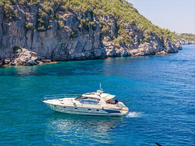 Jianos - Motor Yacht in Chalkidiki