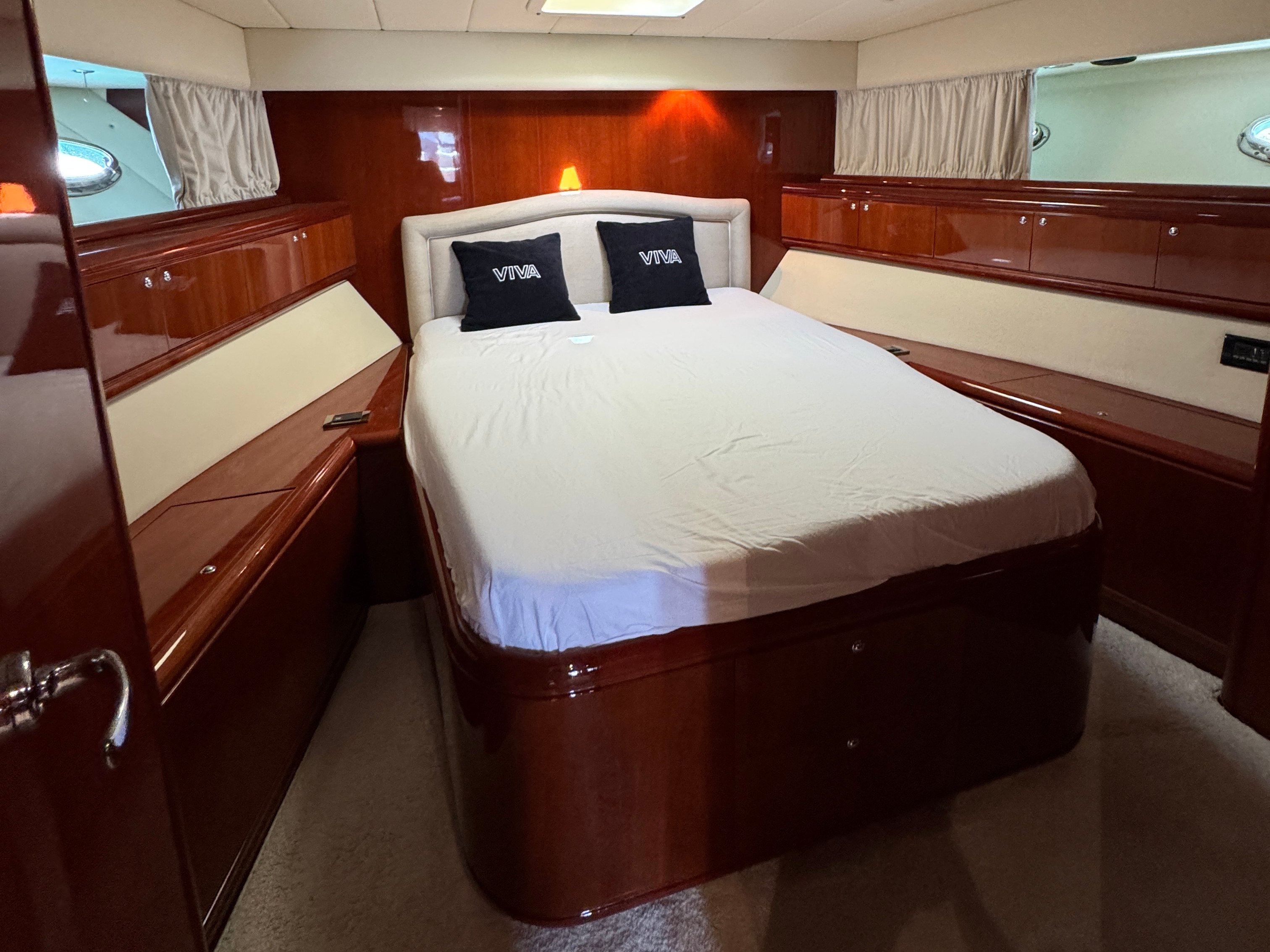 Viva Anema e Core - Motor Yacht in Castellammare di Stabia