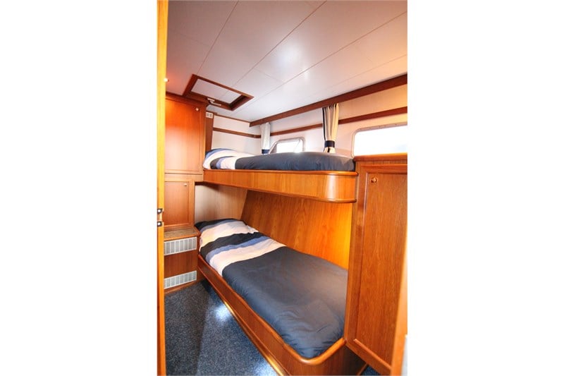 Victoria - Motor Yacht in Woudsend