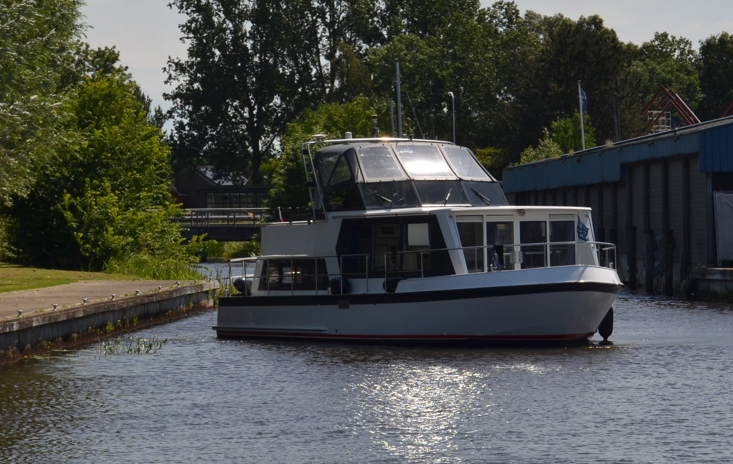 Queen - Motor Yacht in Drachten