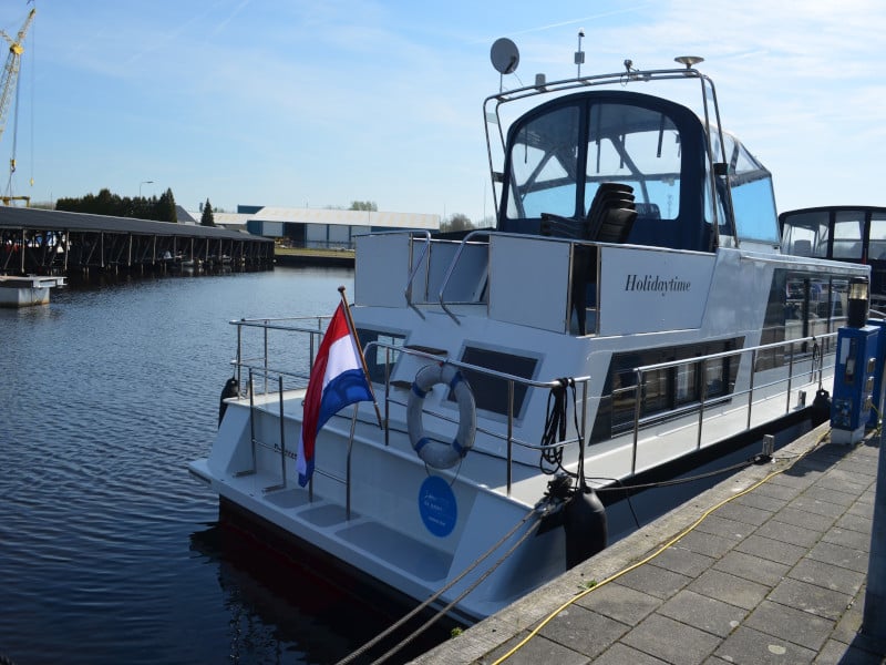 Holidaytime - Motor Yacht in Drachten