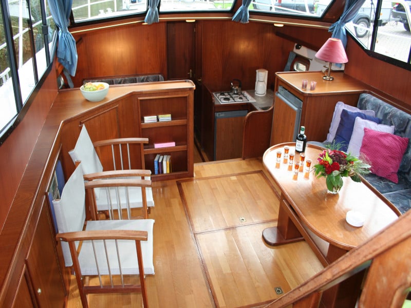 Surrender - Motor Yacht in Drachten