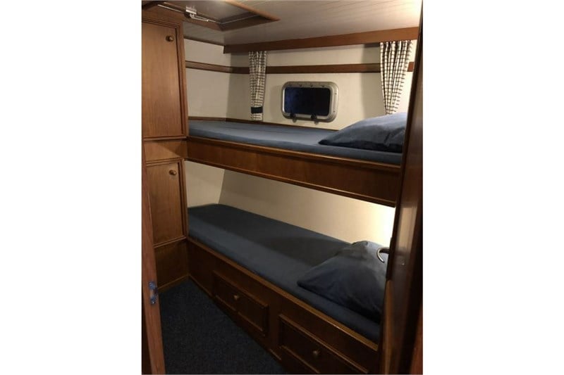 Ryanne - Motor Yacht in Woudsend