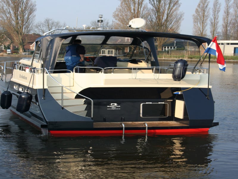 Evolution - Motor Yacht in Drachten