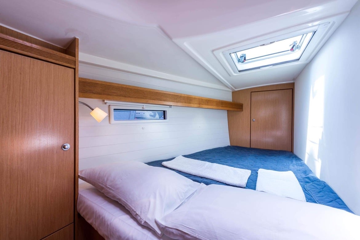 Altair - Sailboat in Sami