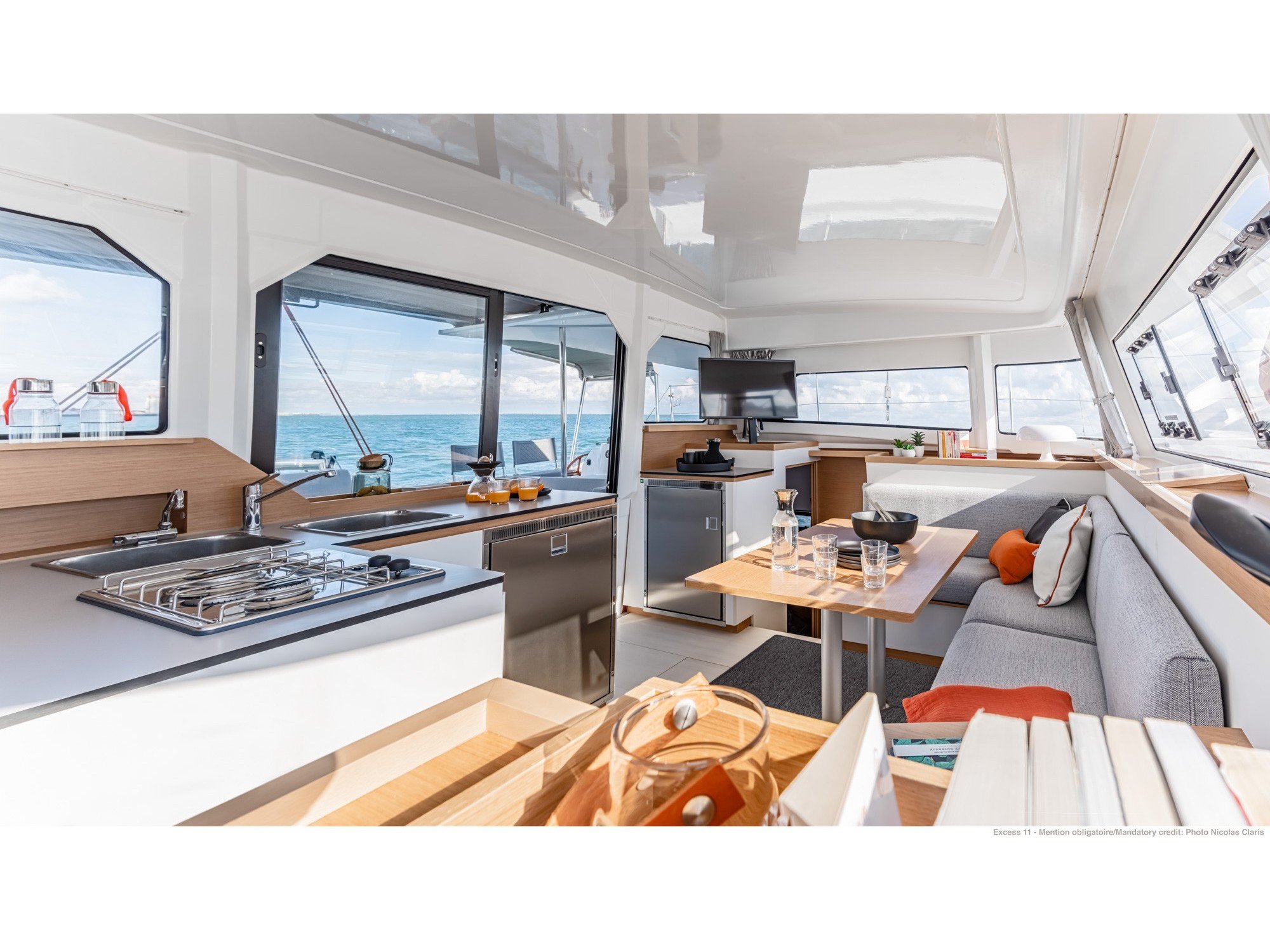 Teo & Kuzey - Katamaran içinde Orhaniye