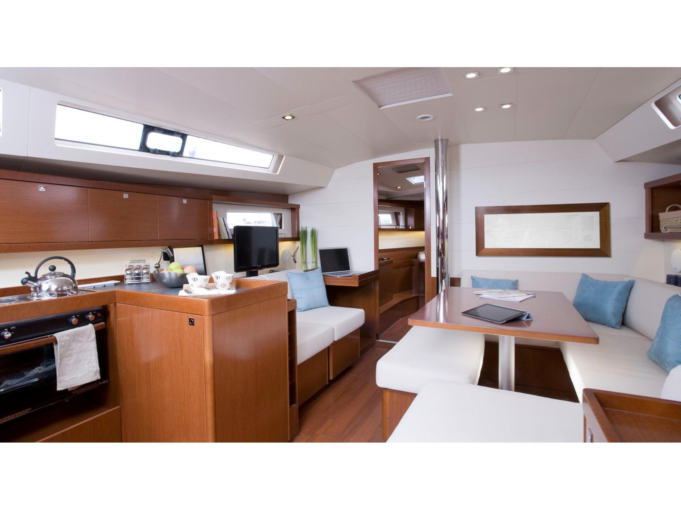 Hande - Sailboat in Orhaniye