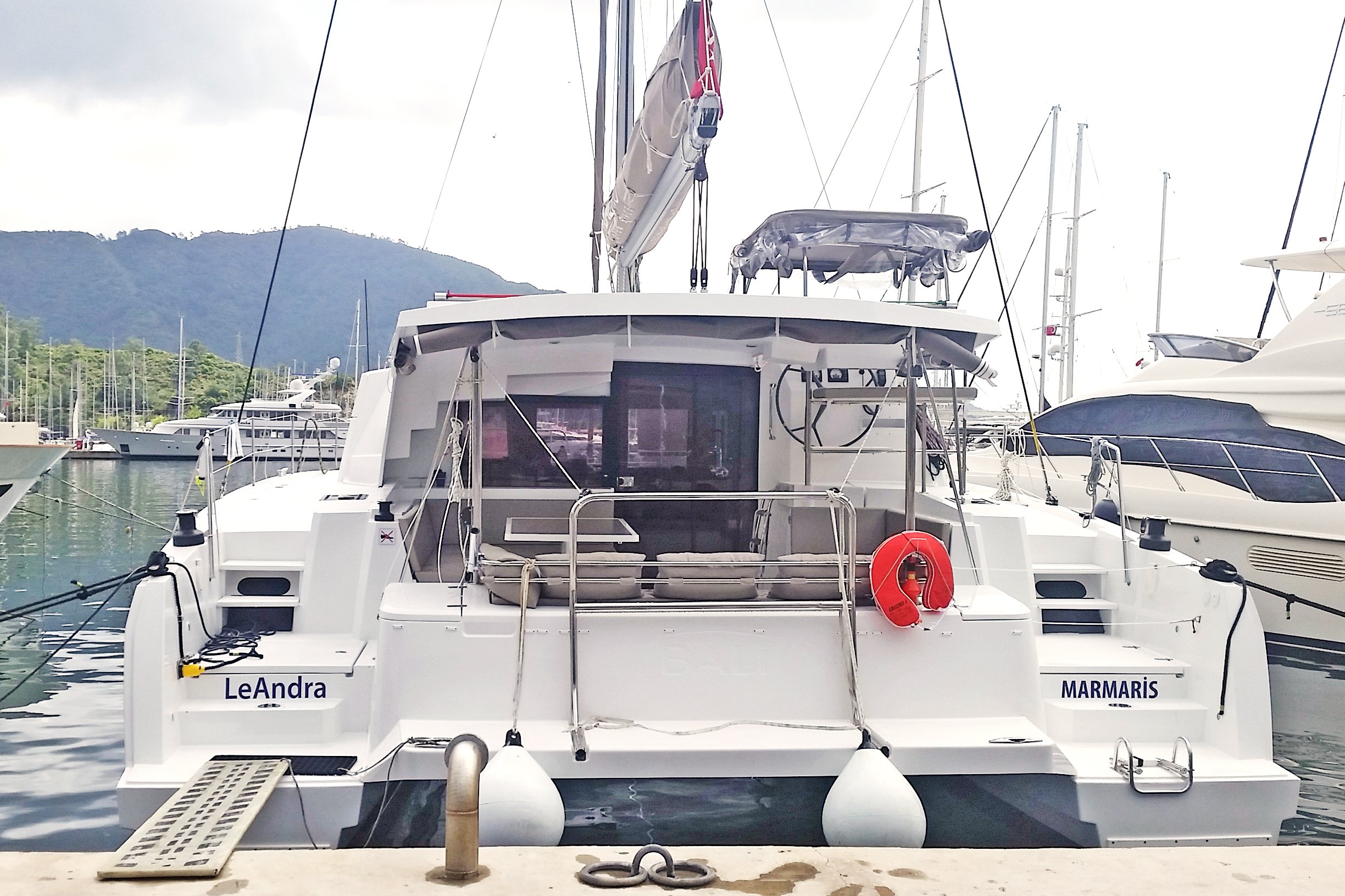 LeAndra - Catamaran in Orhaniye