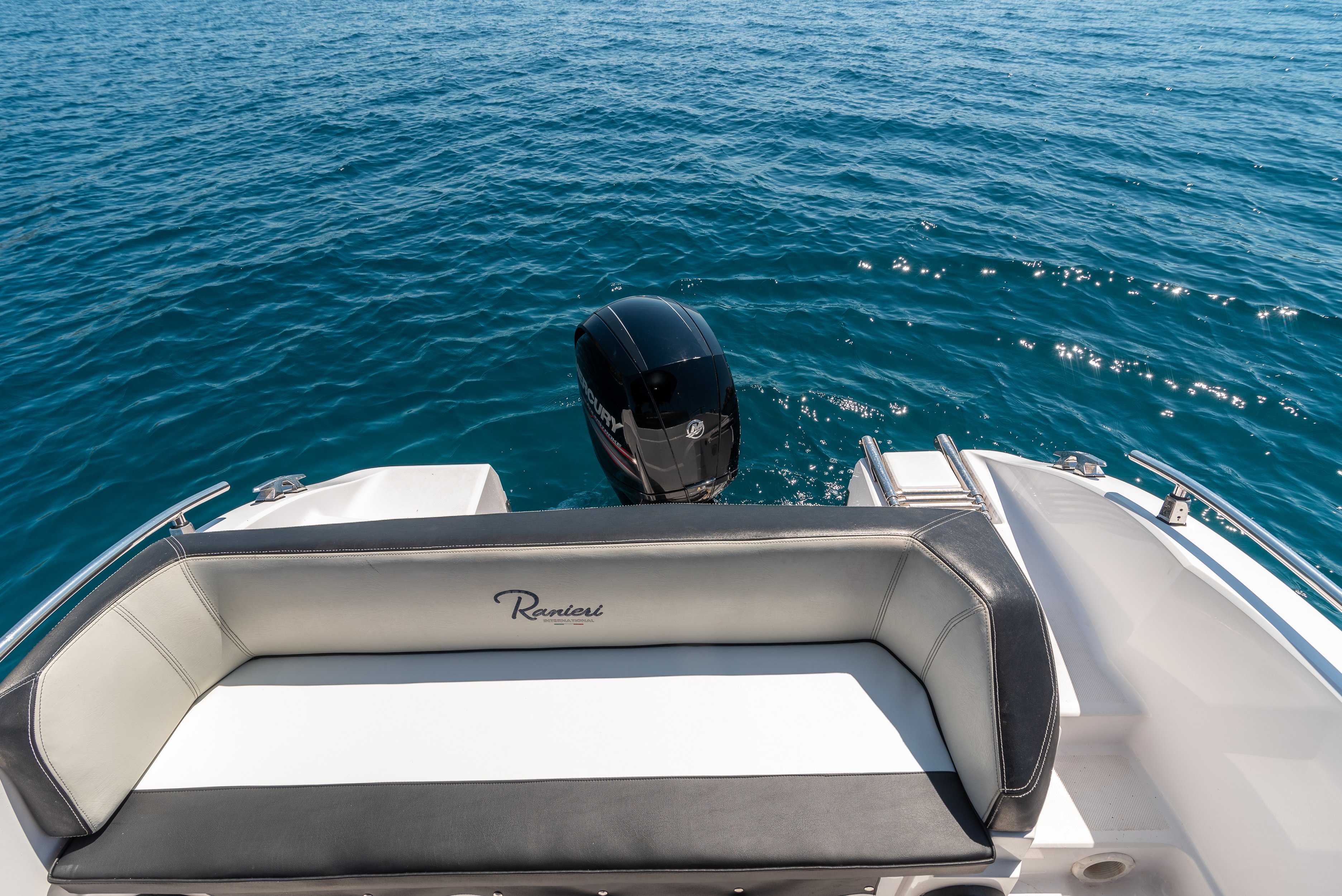 Ranieri 21 - Motor Yat içinde Trogir