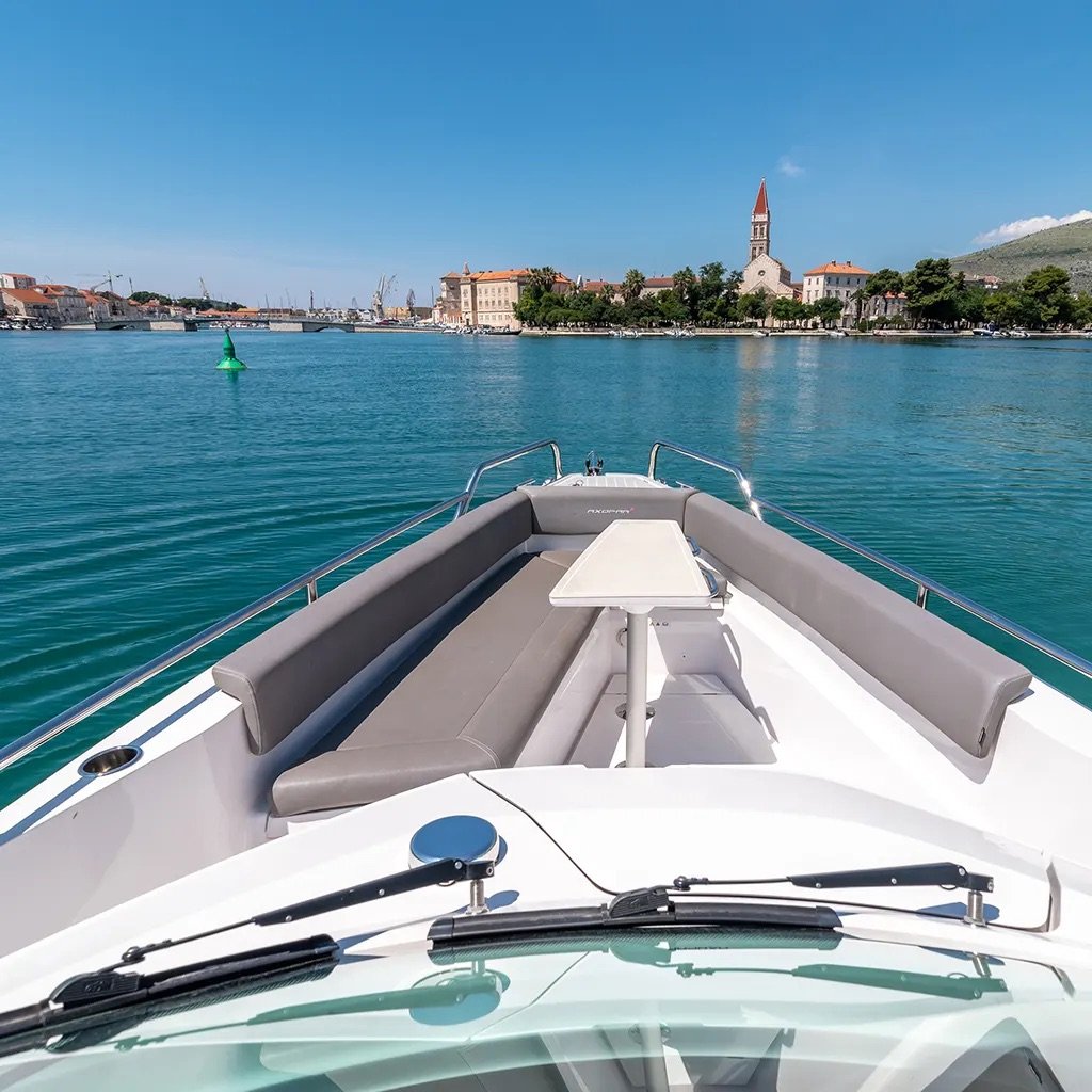 Axopar - Motor Yat içinde Trogir