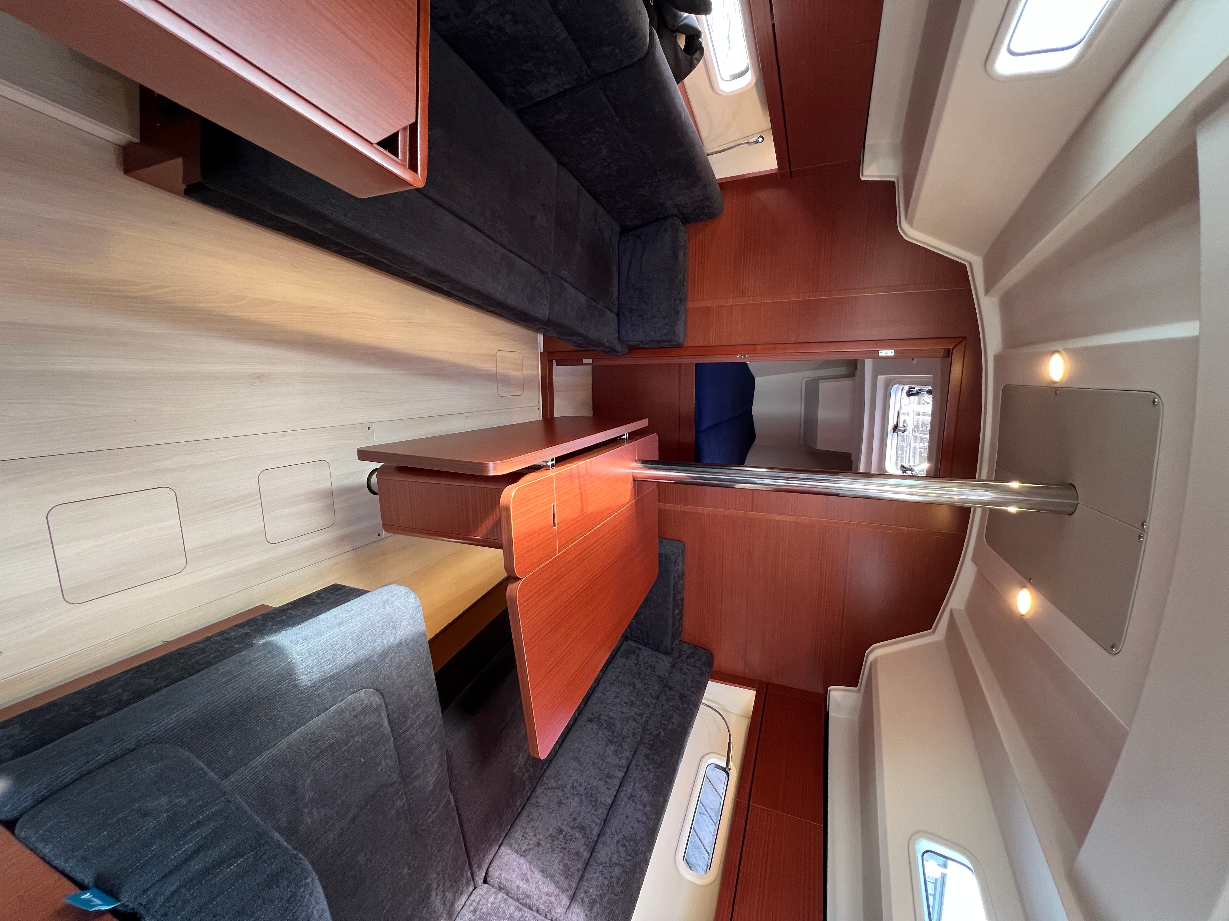 Nineteen - Sailboat in Stockholms län