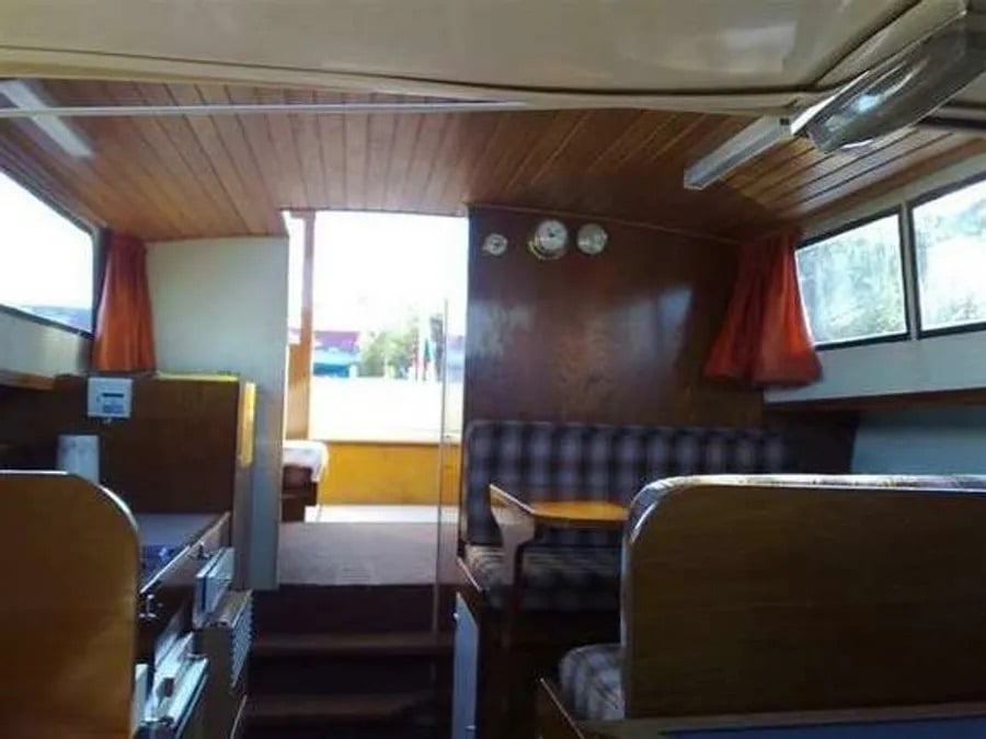 Inyol - Motor Yacht in Woudsend