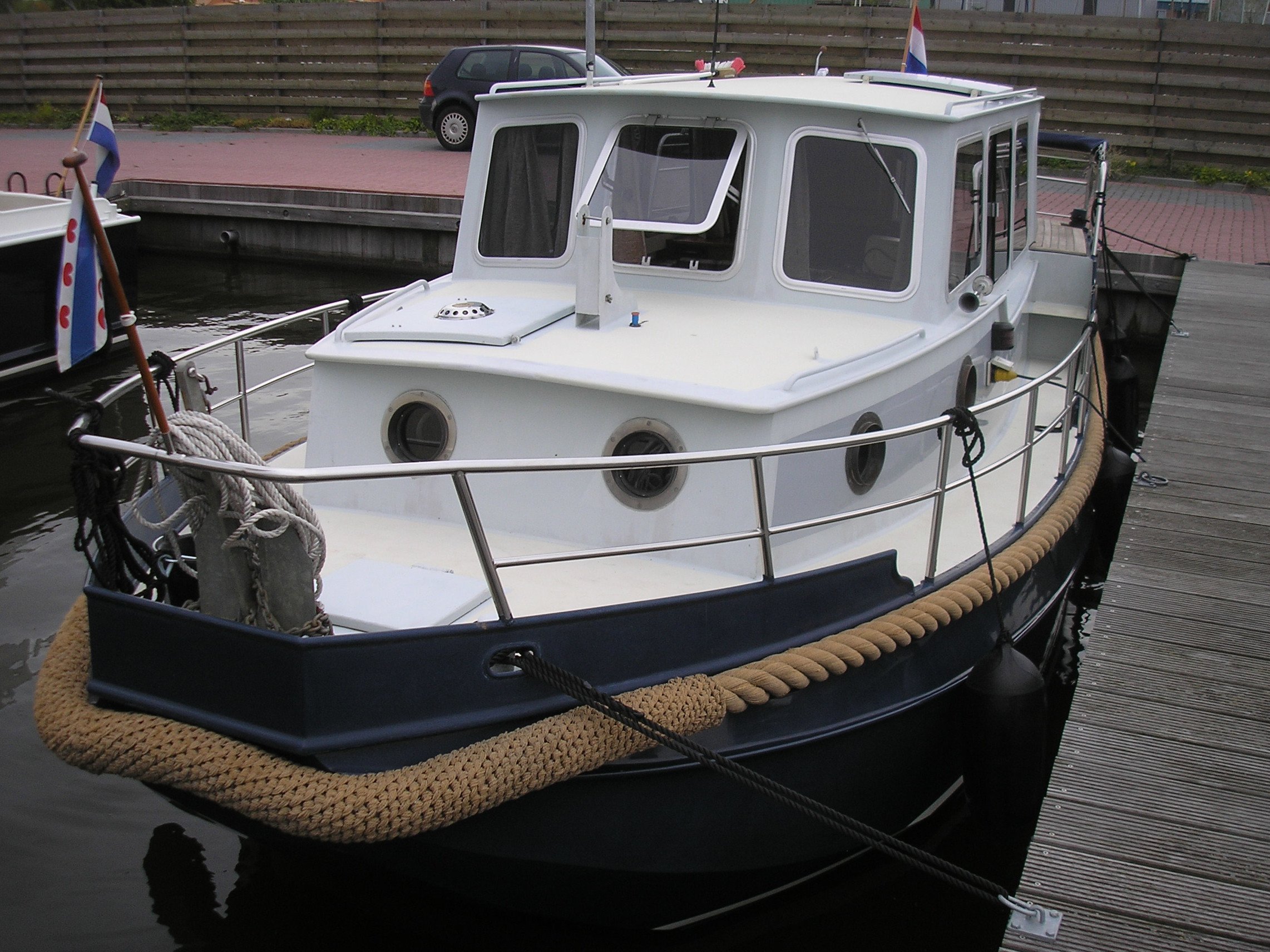 Lotte - Motor Yacht in Woudsend