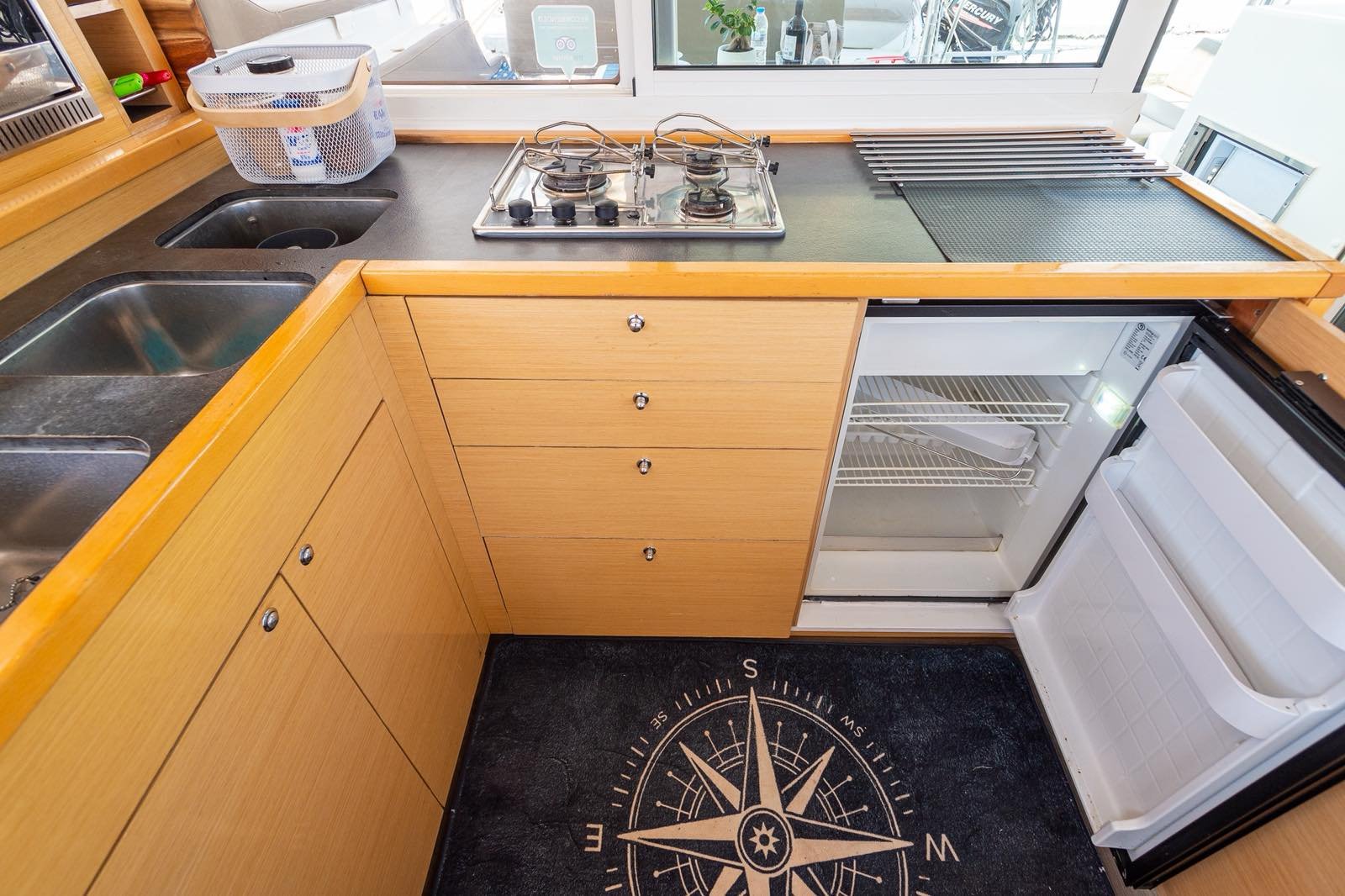 ASTRO - Catamaran in Volos