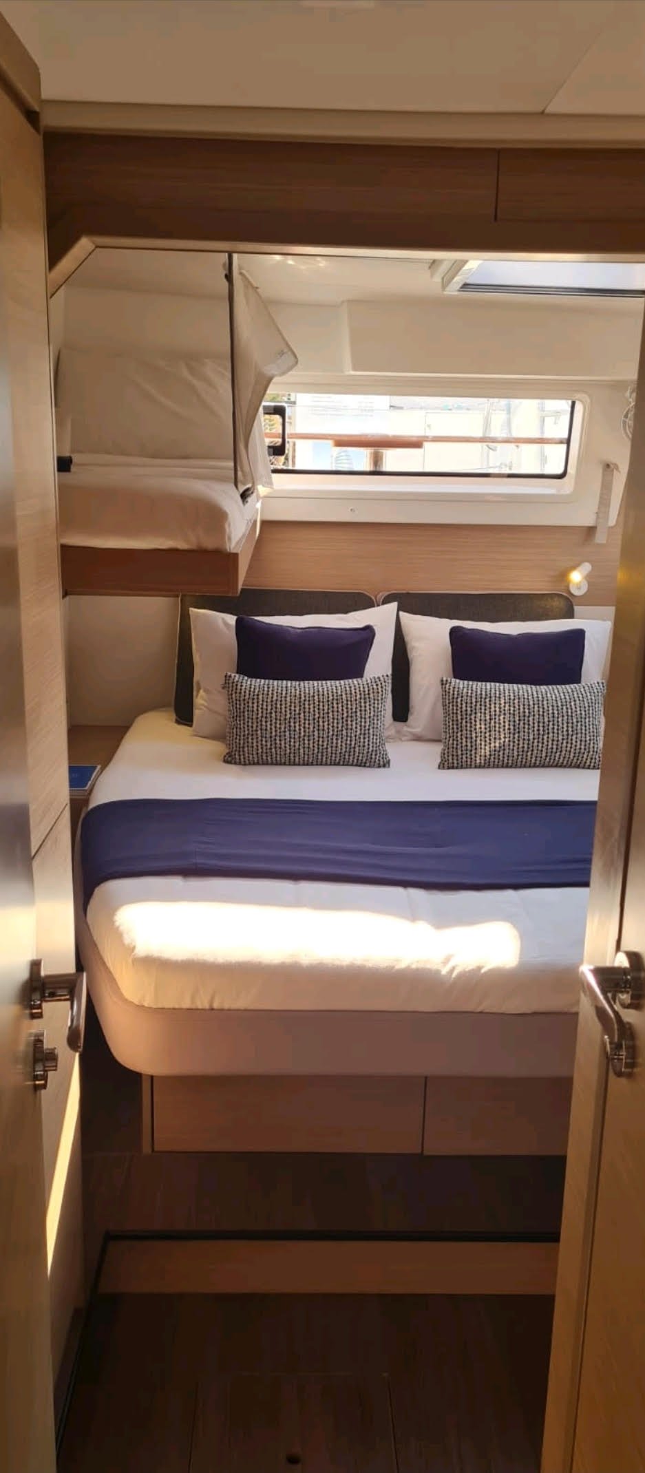 ANGIAS - Catamaran in Volos