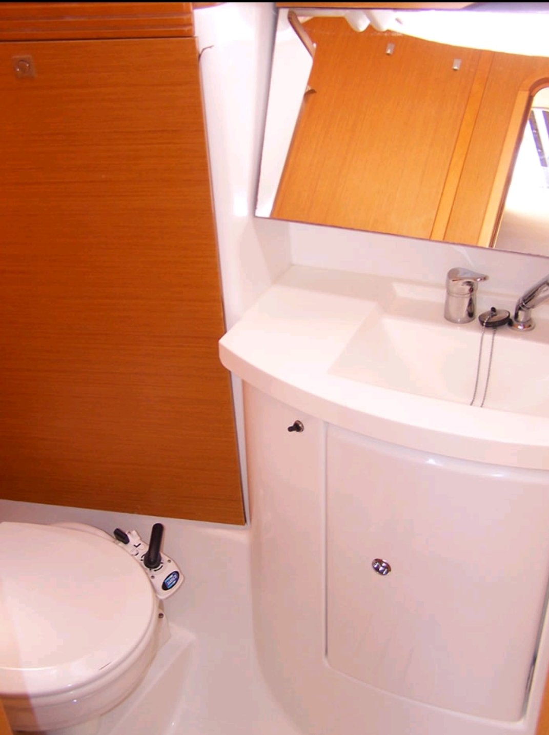 FREYA - Sailboat in Volos