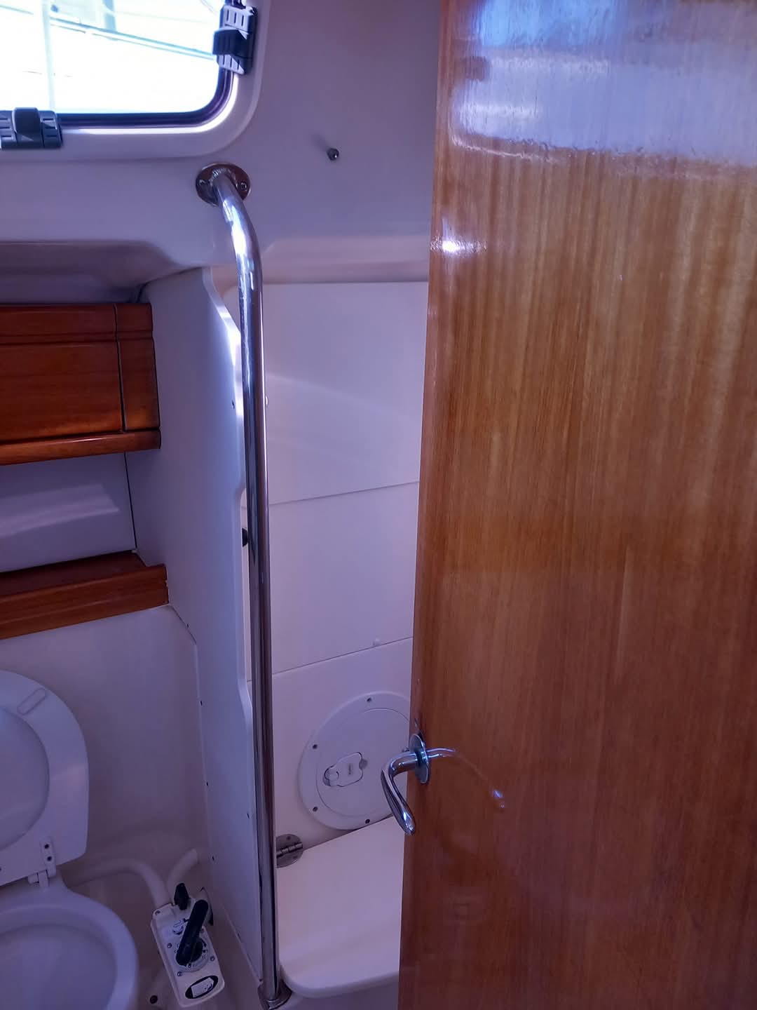 VICTORIA - Sailboat in Trogir