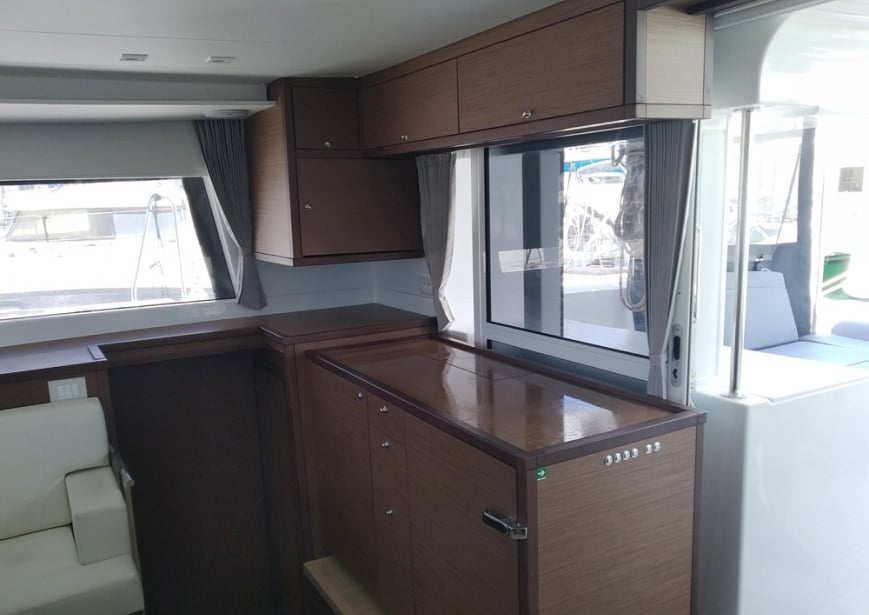 Grecostar - Katamaran içinde Alimos