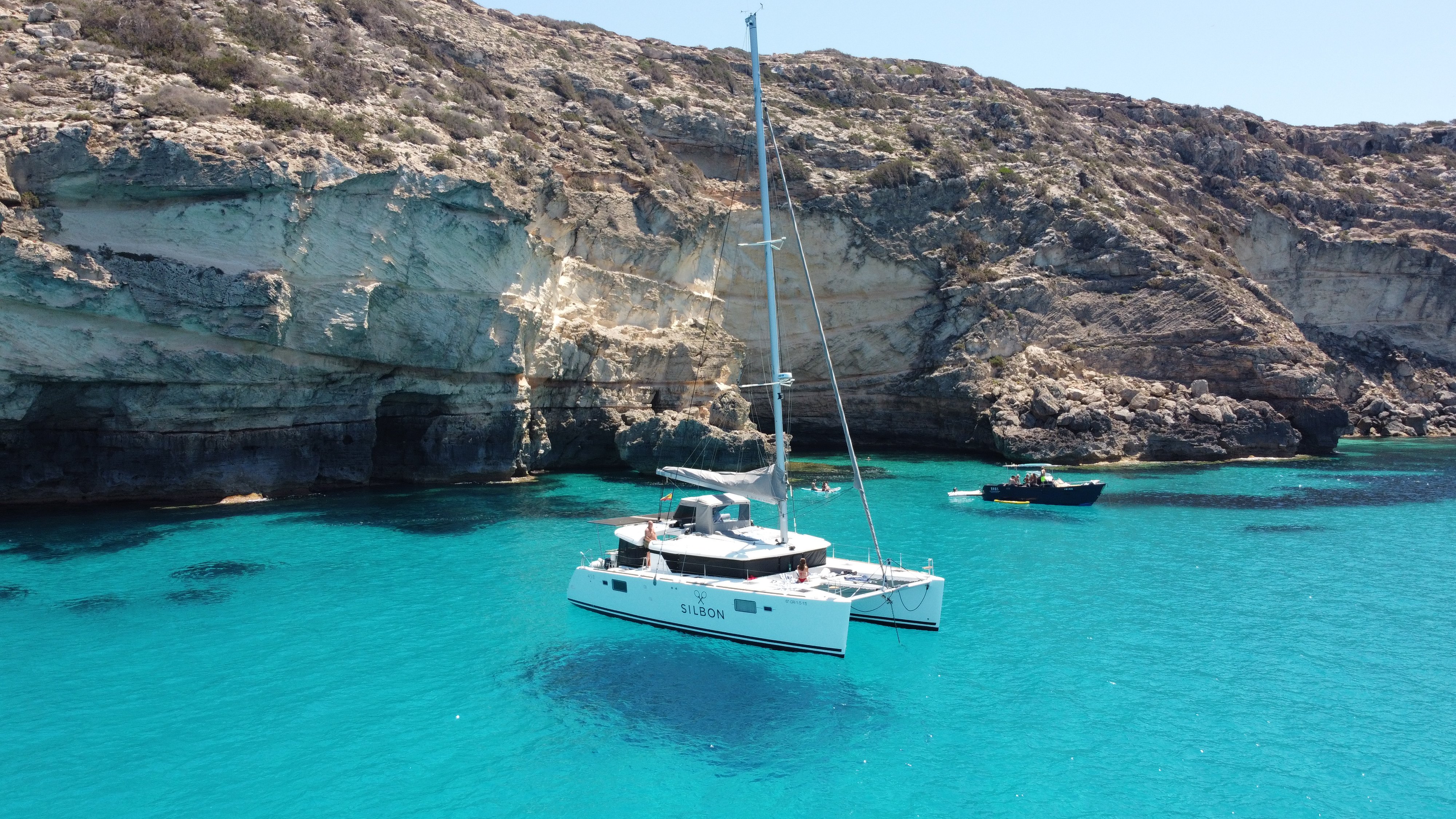 Gran Azul - Catamaran in Santa Eulària des Riu