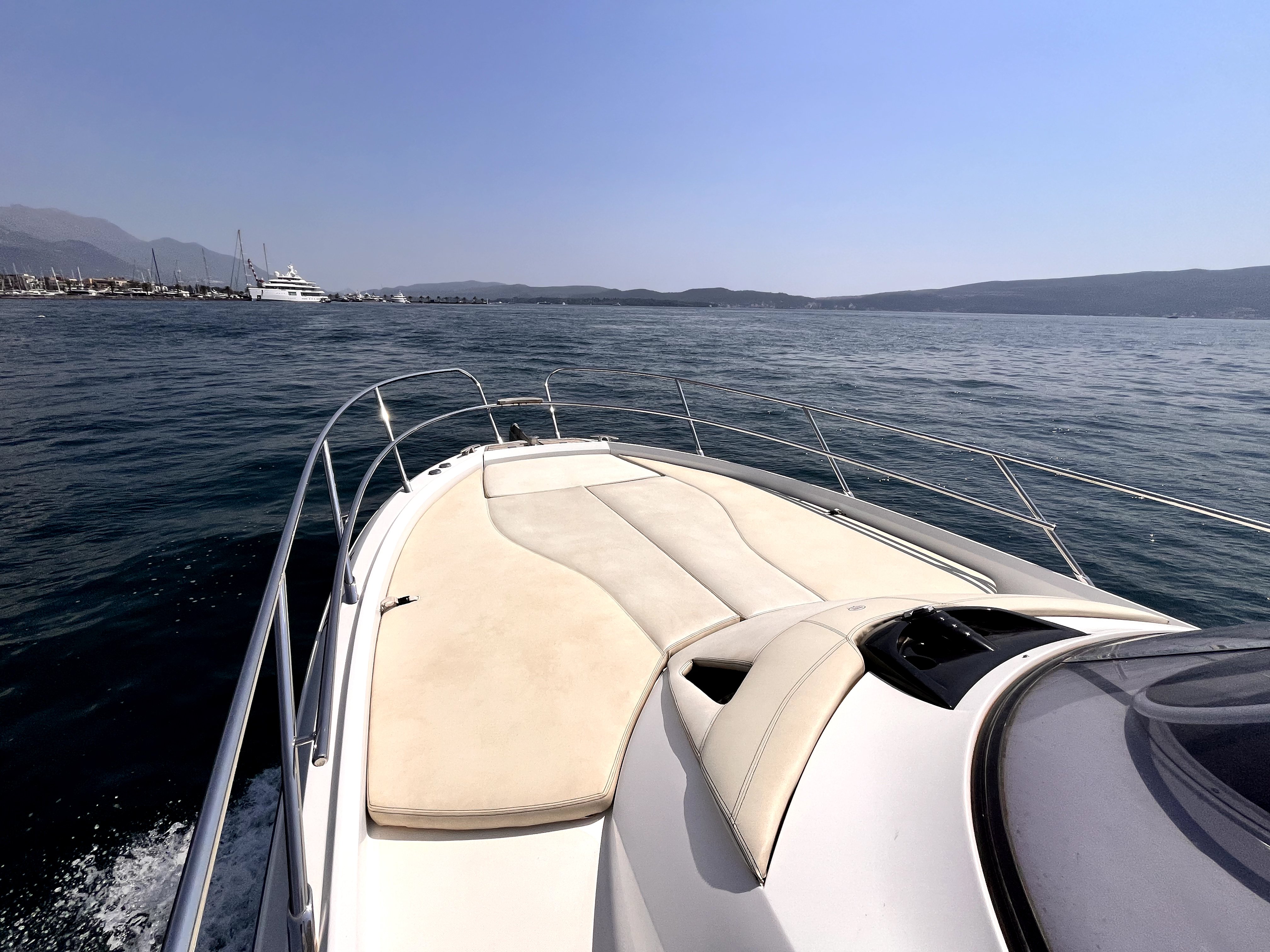 Zefirka - Motor Yacht in Tivat