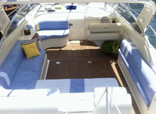 Iris - Motor Yacht in Kamares