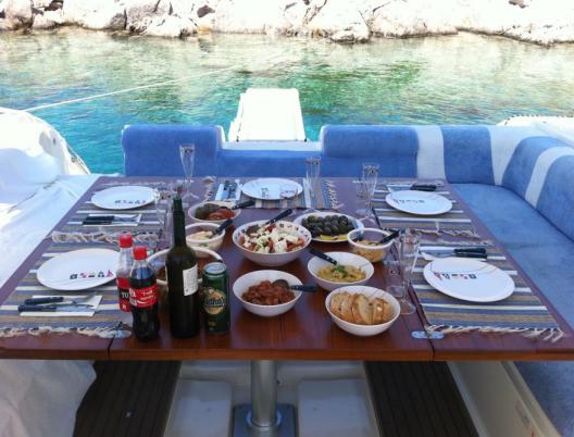 Iris - Motor Yacht in Kamares