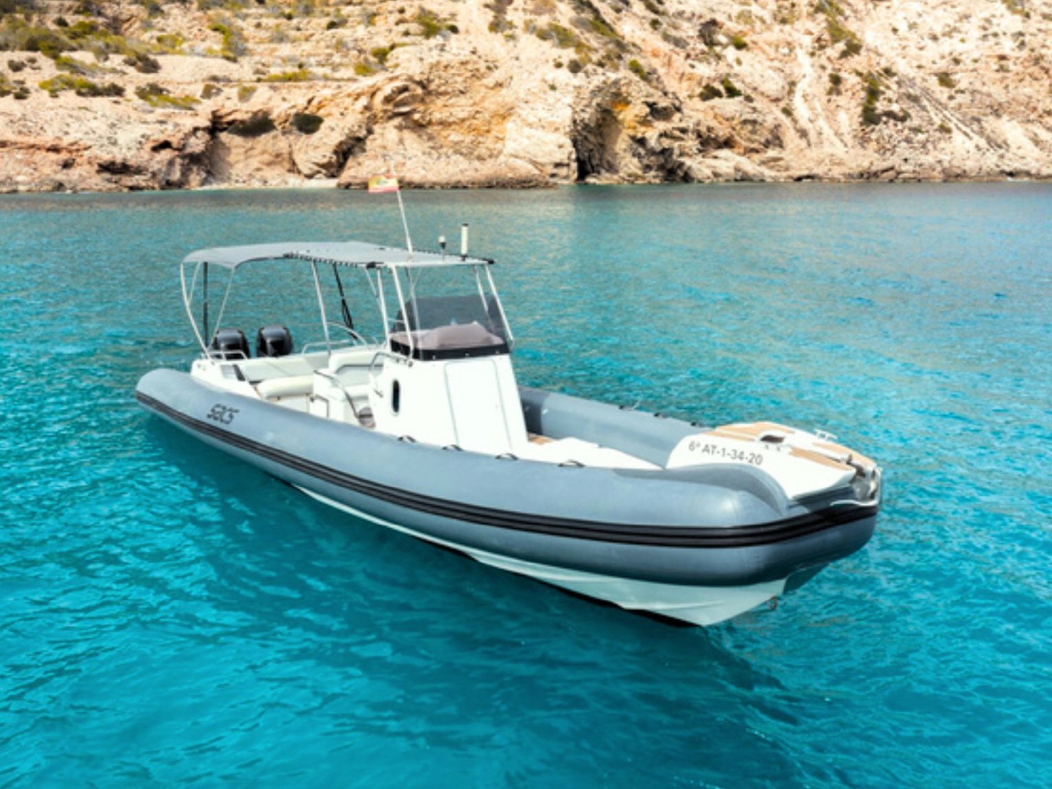 Mar y Luz - Motor Yacht in Santa Eulària des Riu