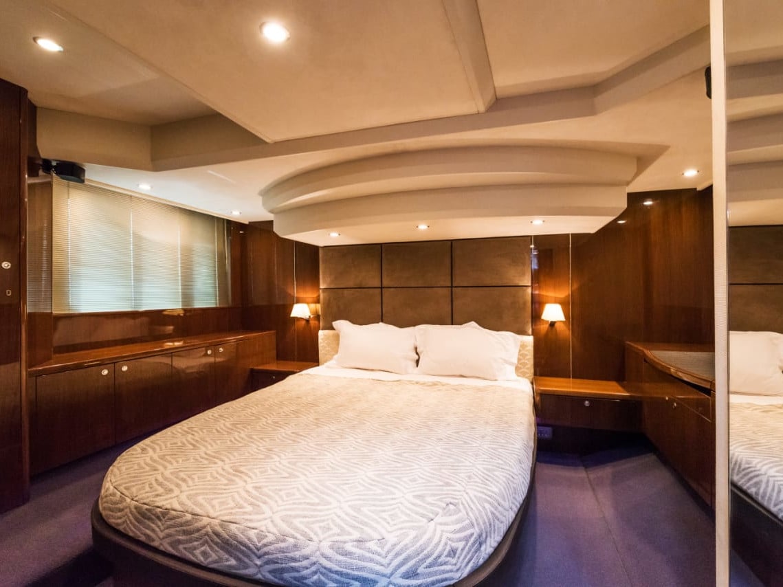 Nefertiti - Motor Yacht in Panaji