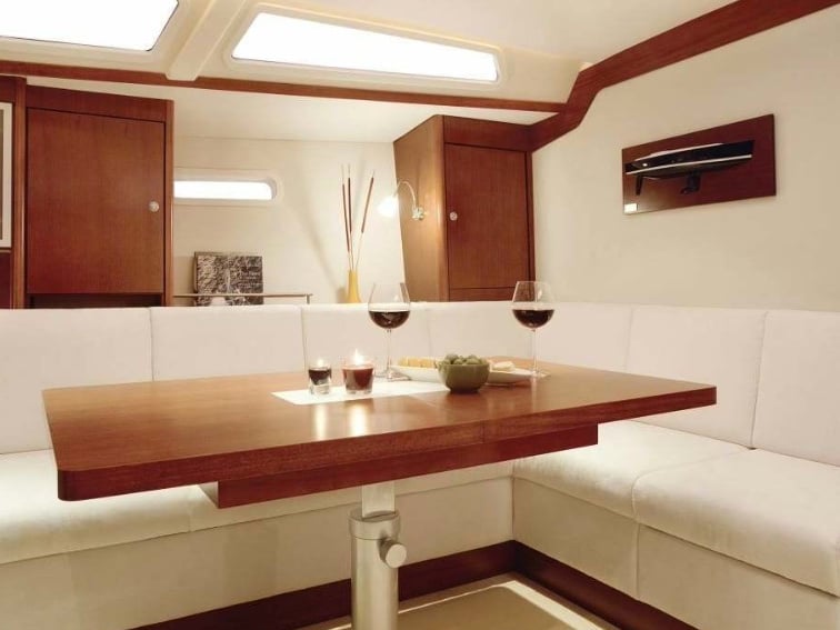 Ianira - Sailboat in Heraklion