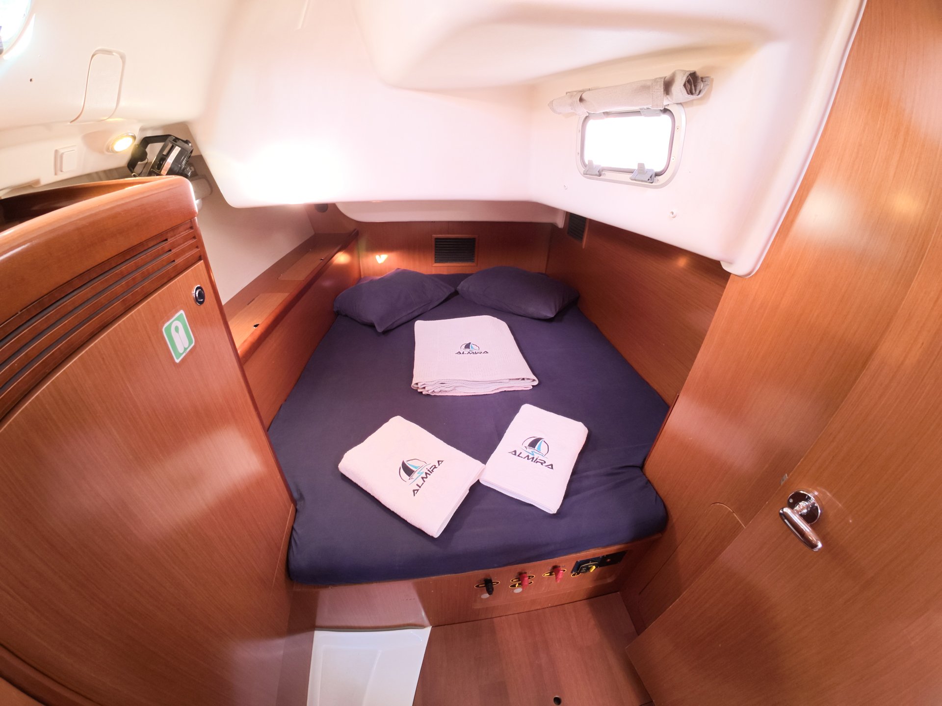 Classic - Sailboat in Karagözler