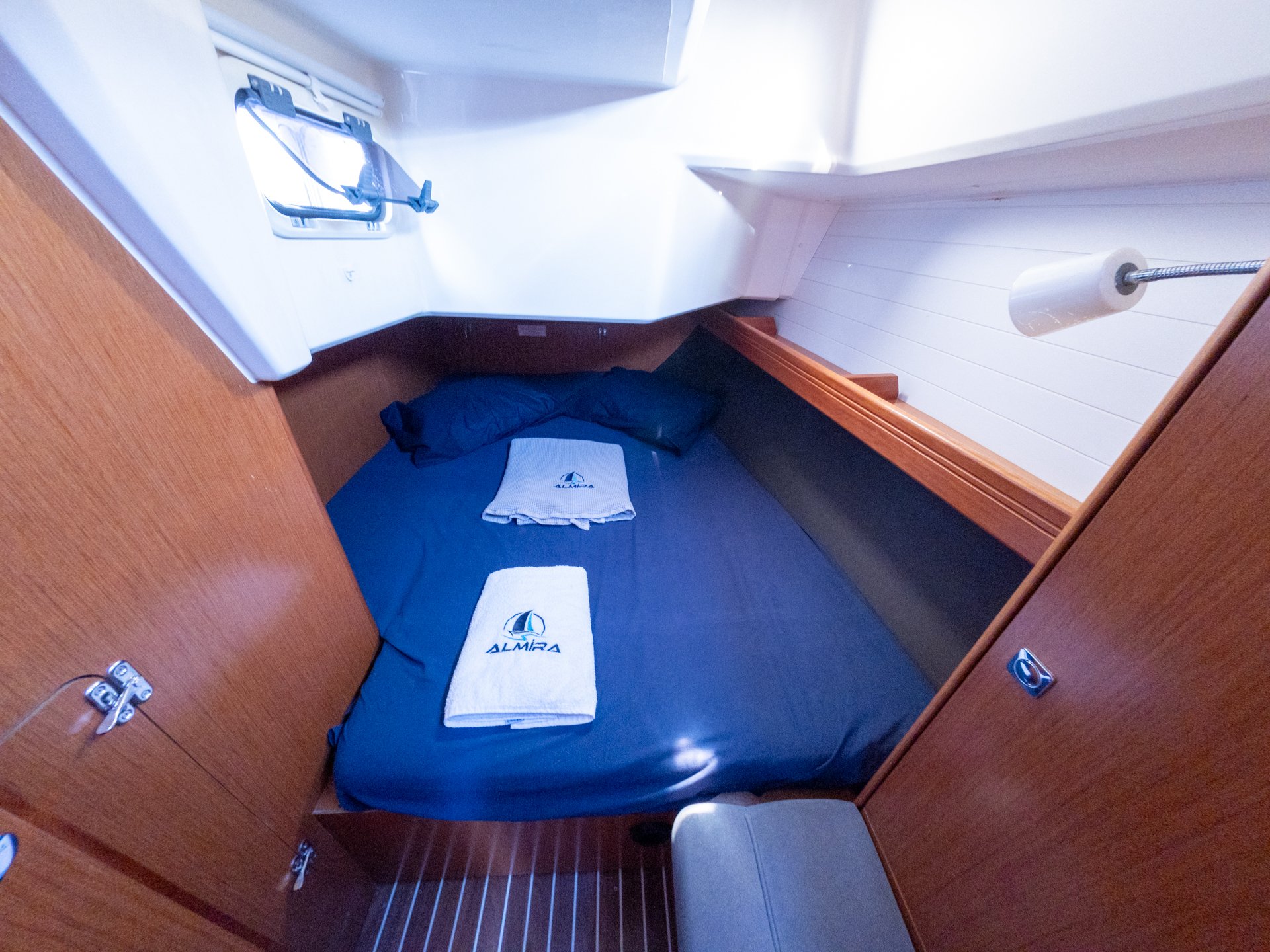 Almira - Sailboat in Karagözler