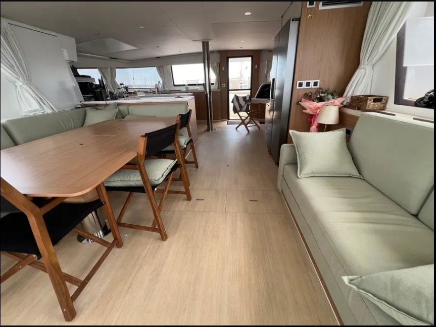 Arcturus - Catamaran in Providence