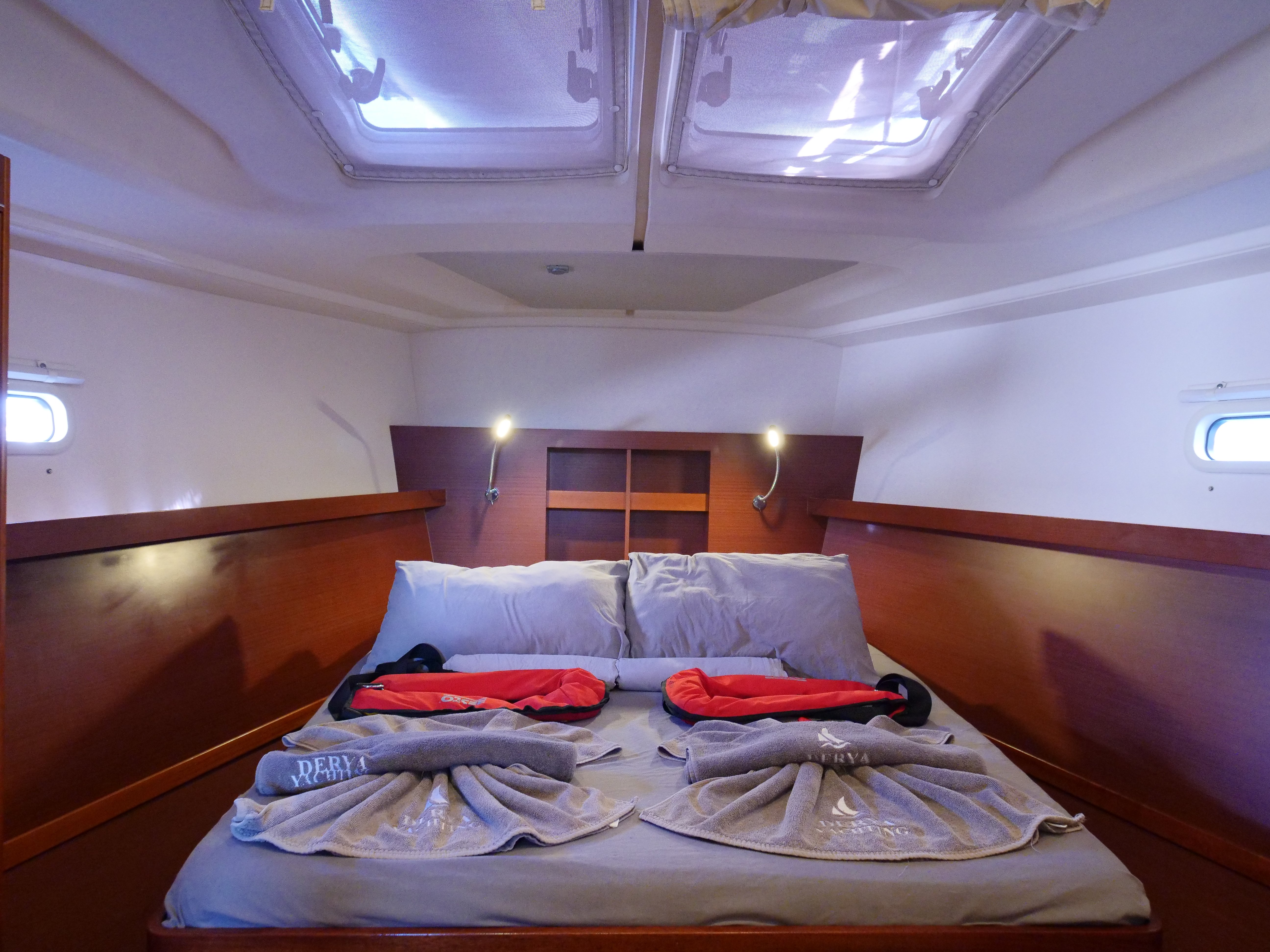 Piri Reis II - Sailboat in Karagözler