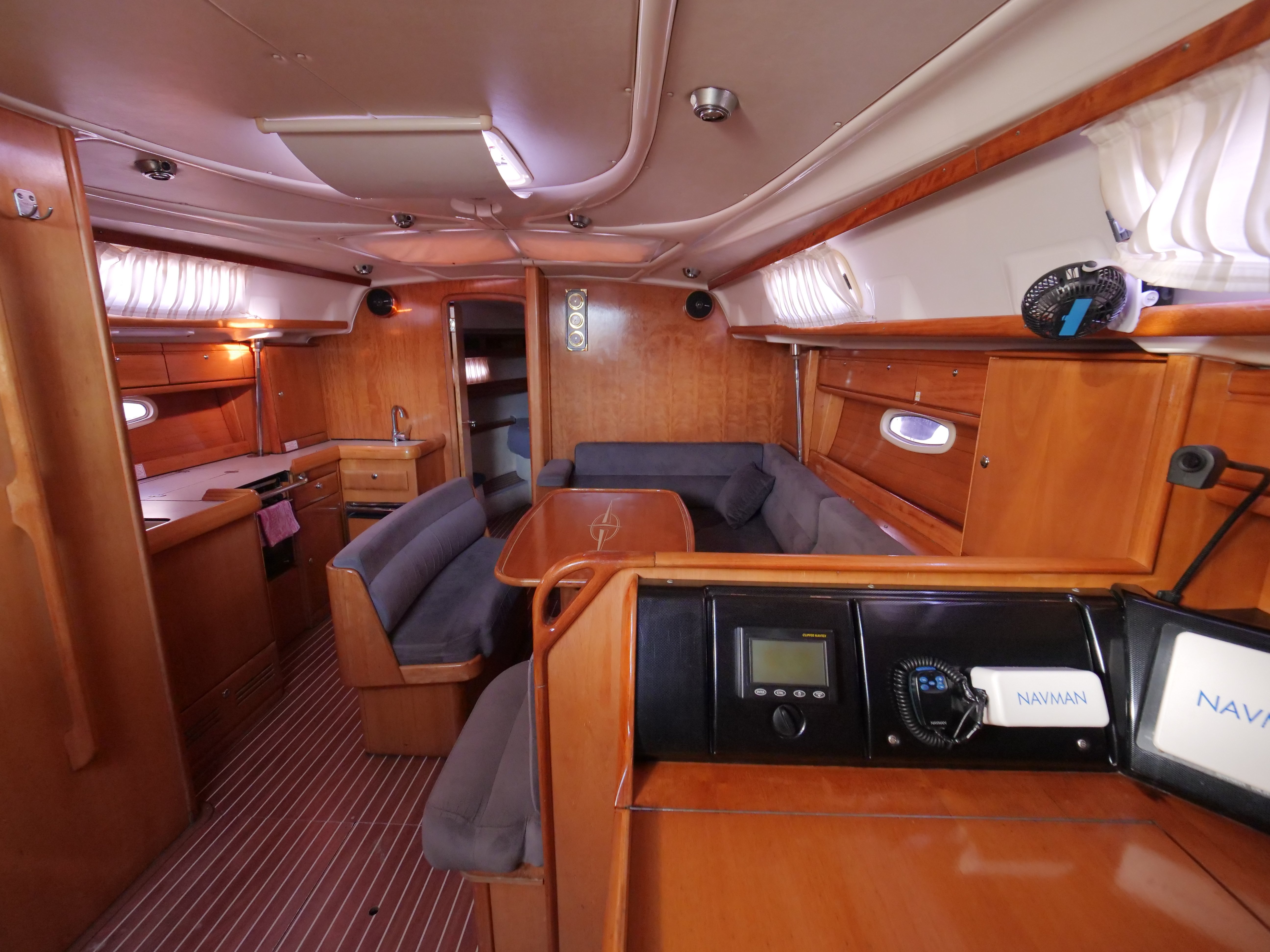 Andiamo - Yelkenli içinde Karagözler