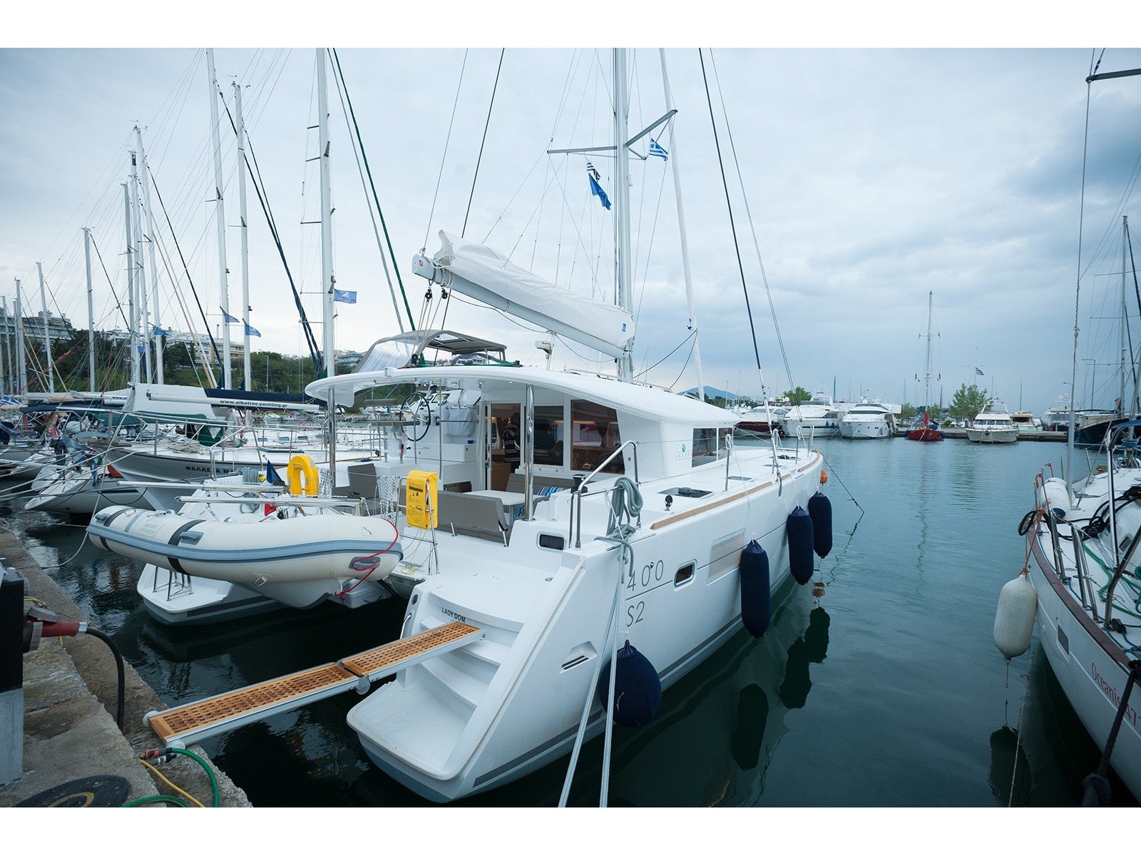 Lady Dom - Catamaran in Nikiti