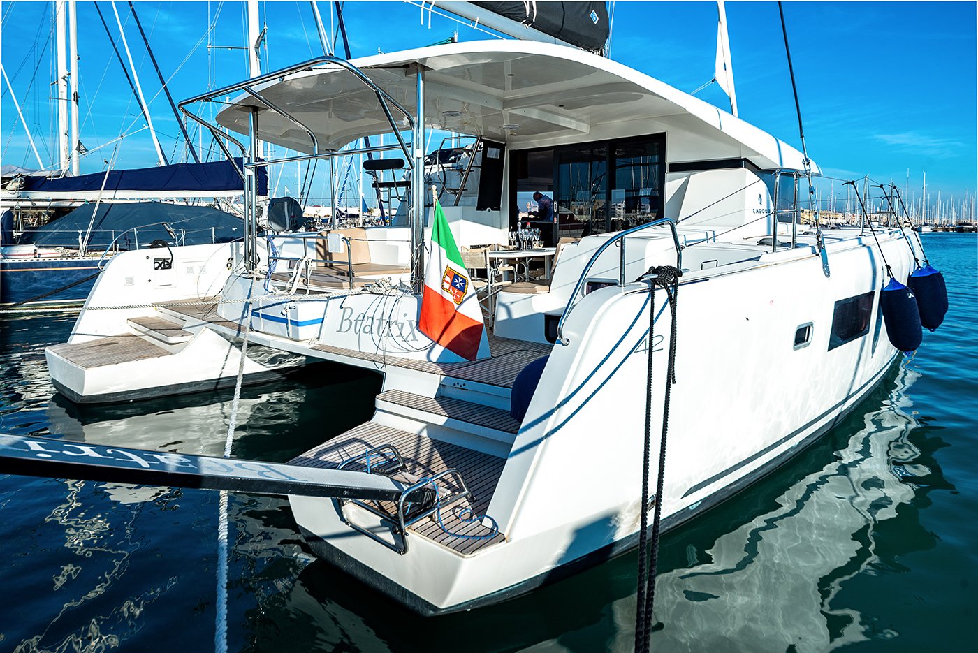 Beatrix - Catamaran in Cagliari