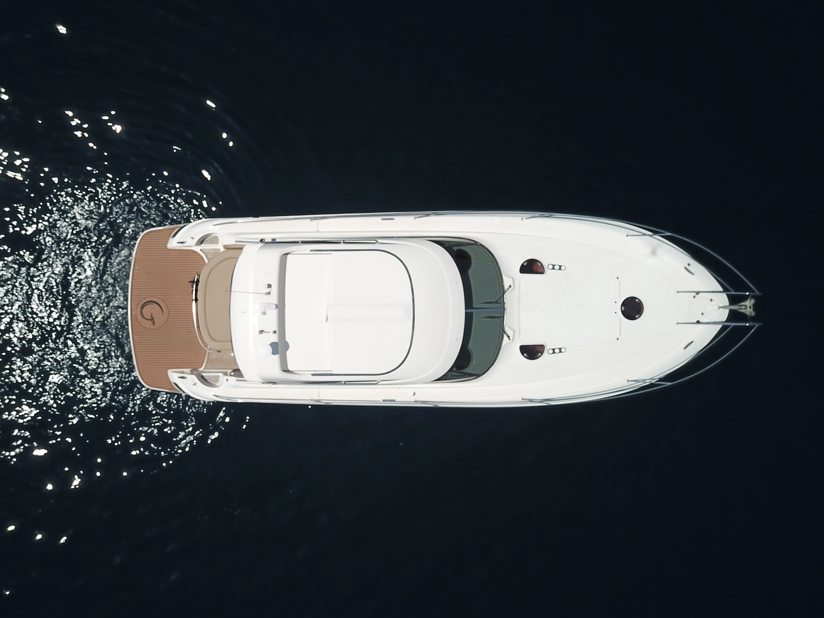 Feeling Nauti - Motor Yacht in Mpenitses