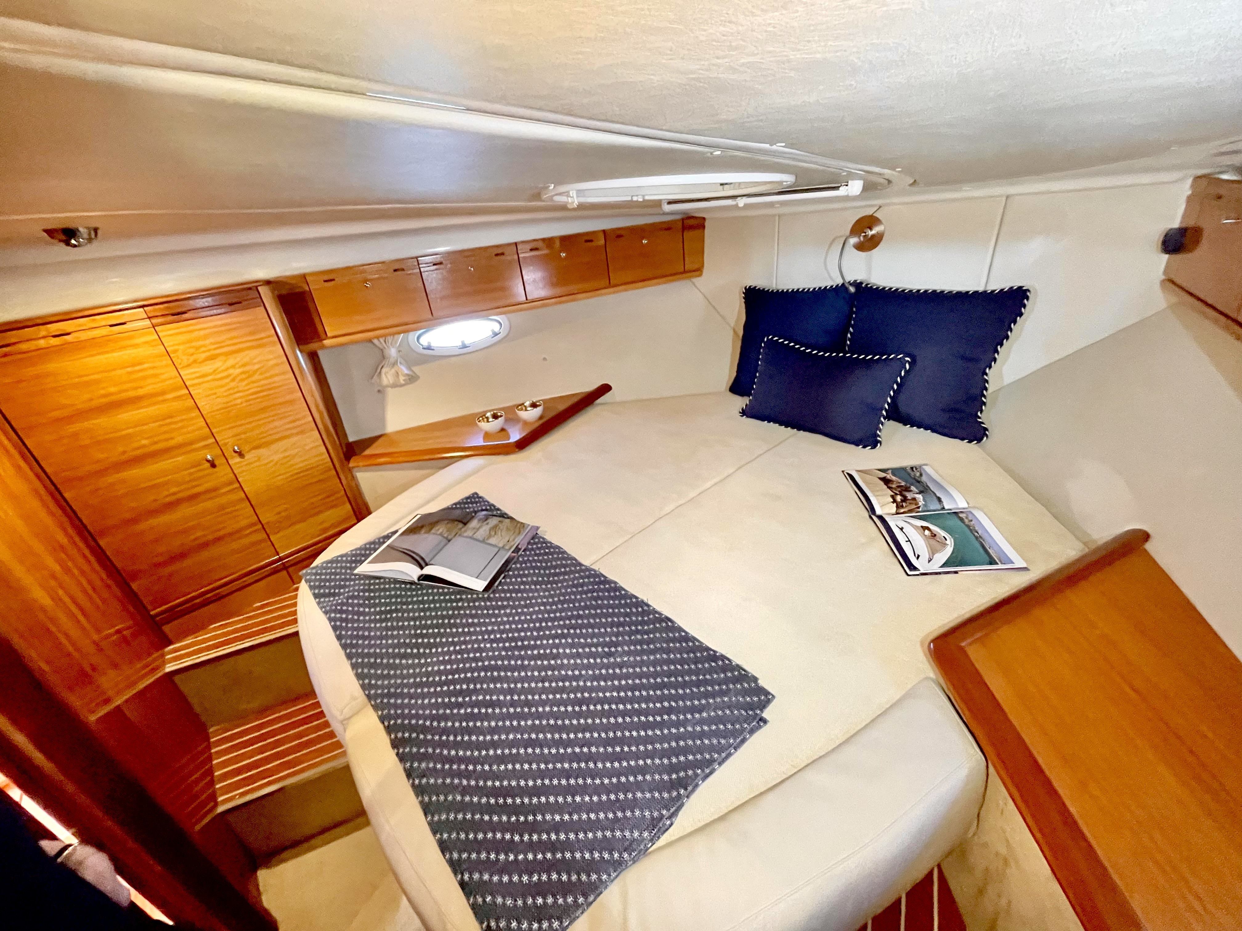 Feeling Nauti - Motor Yacht in Mpenitses