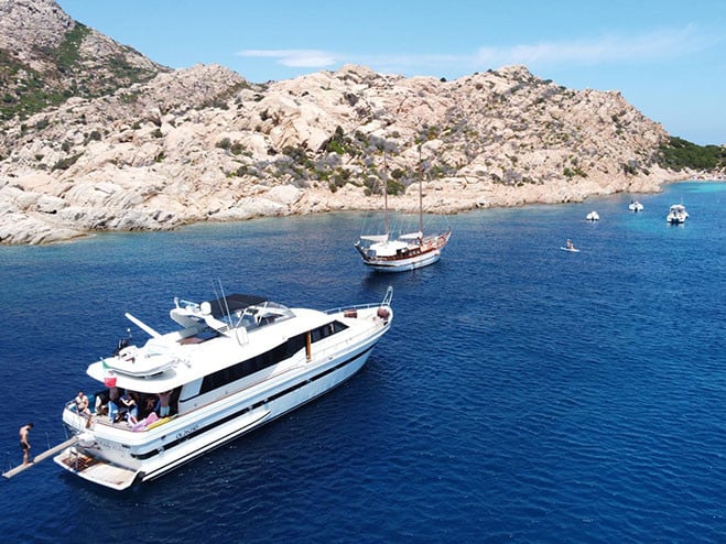 Lady Bibi - Motor Yacht in Portisco
