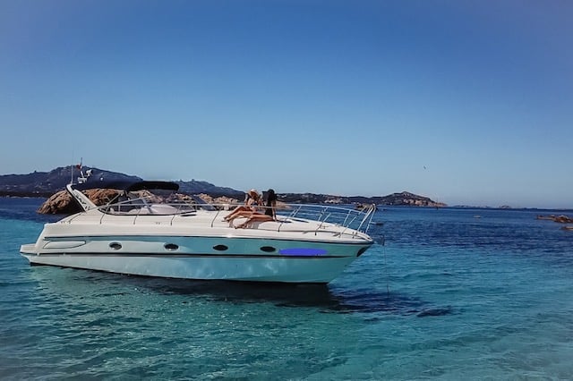 Notorius - Motor Yat içinde Portisco