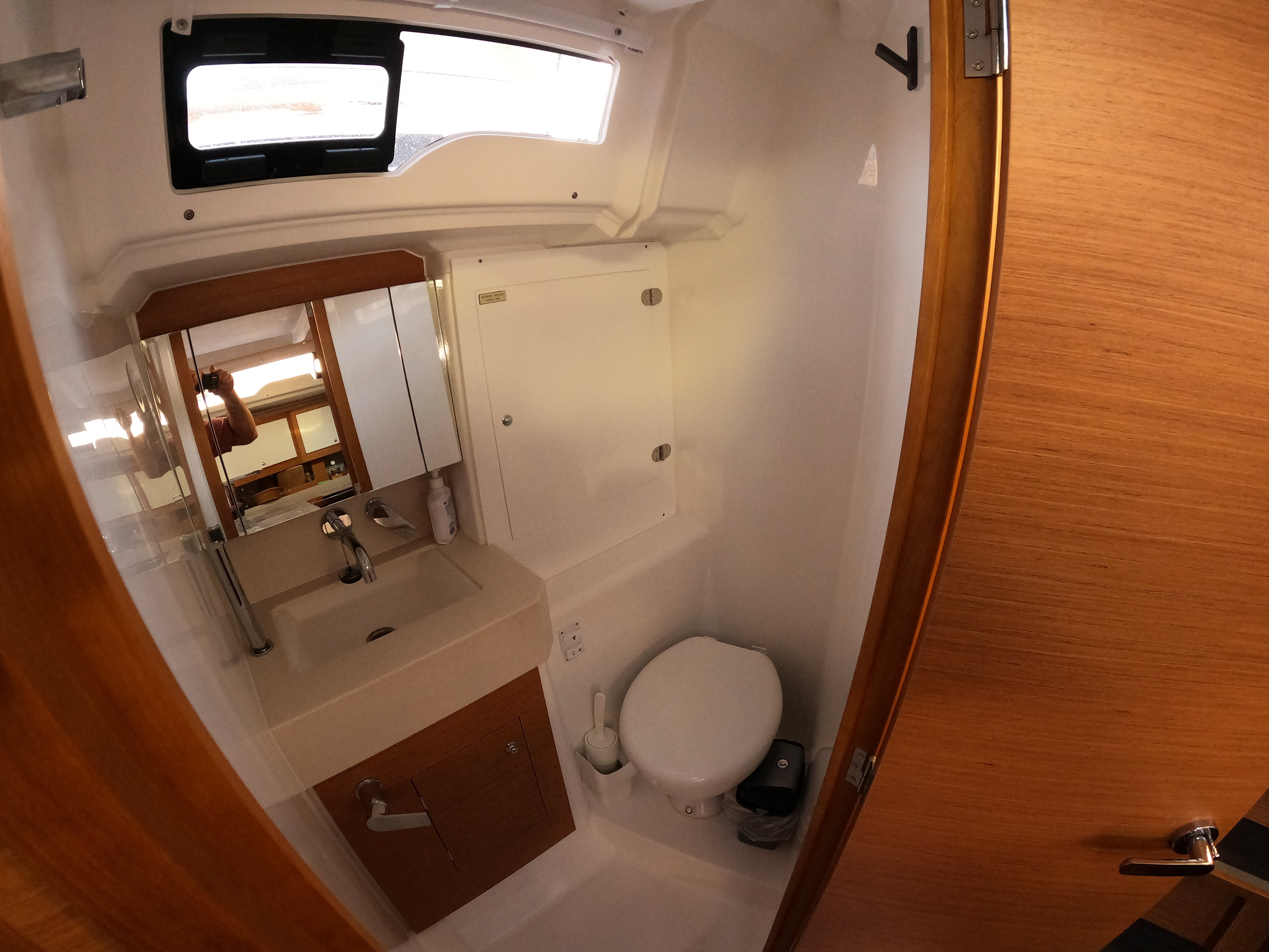 Momo - Yelkenli içinde Adaköy