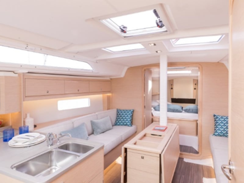 Momo - Yelkenli içinde Adaköy