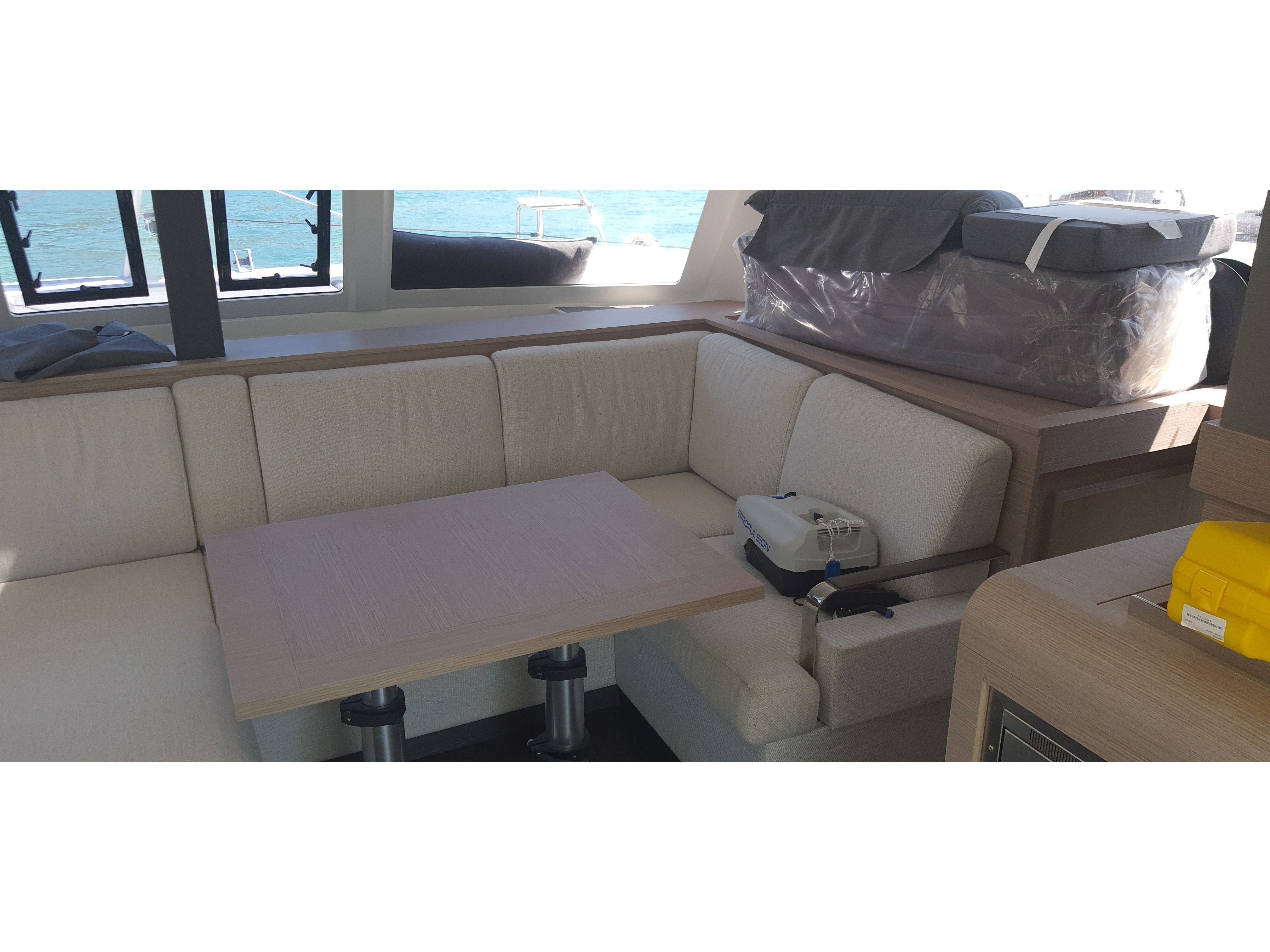 Ares X - Katamaran içinde Adaköy