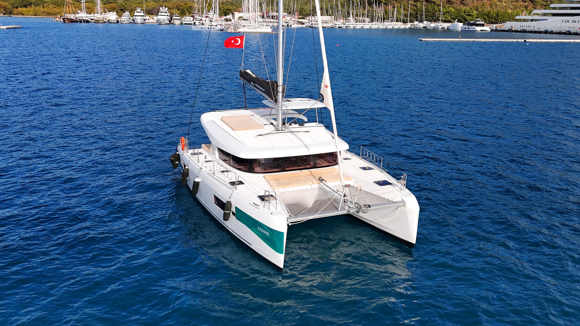 Mare - Catamaran in Sarıana