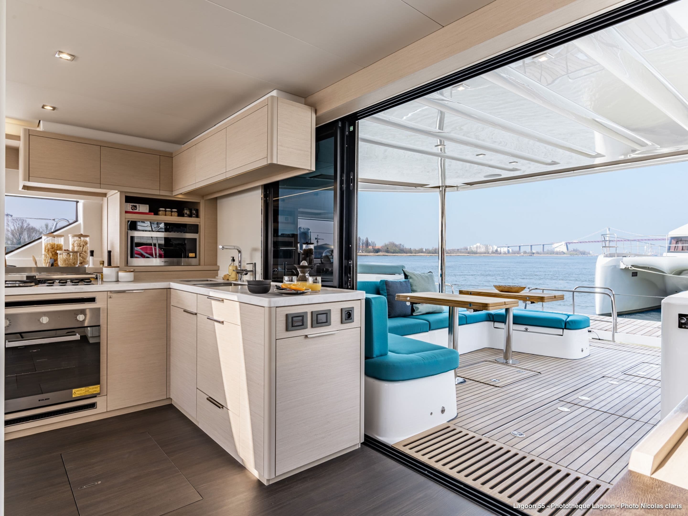 Enki - Catamaran in Karagözler