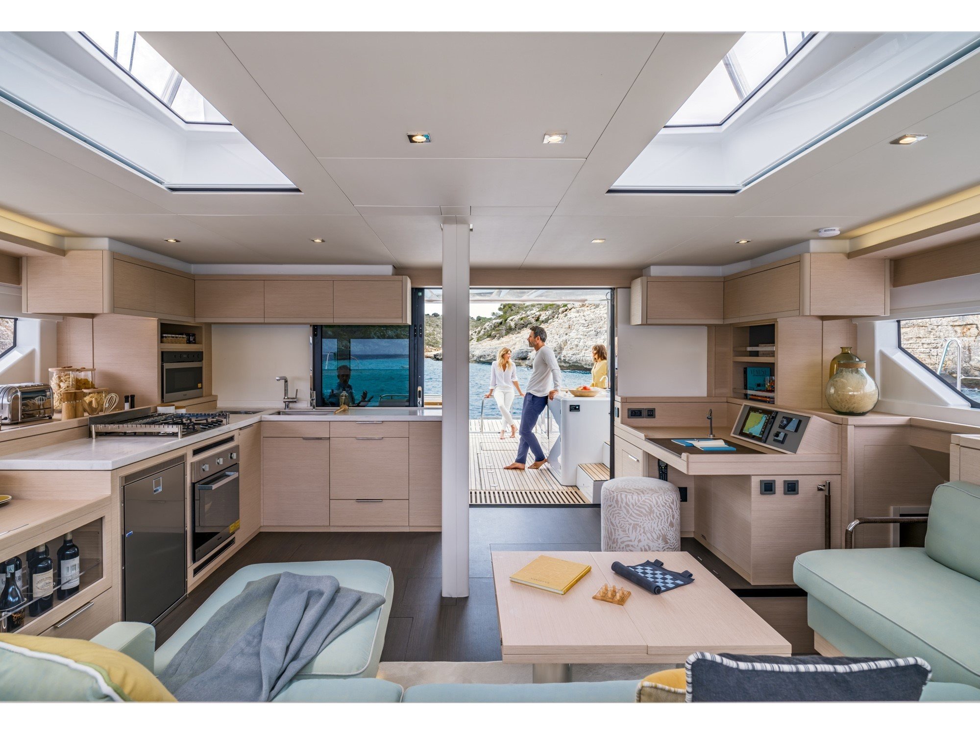 Enki - Catamaran in Karagözler